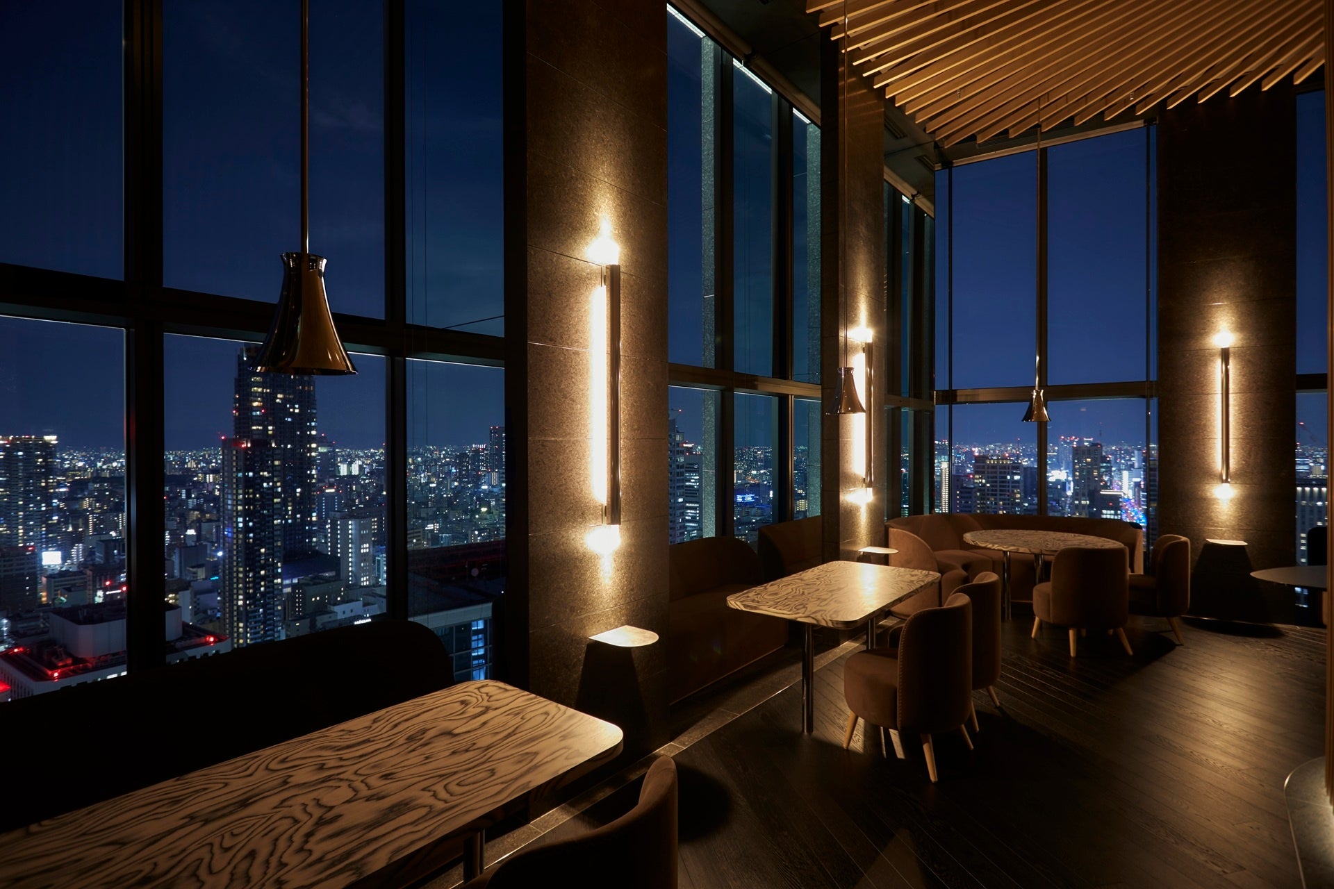 8月30日（土）千葉ロッテマリーンズ協賛試合「ロックアイス®クールナイター」を開催