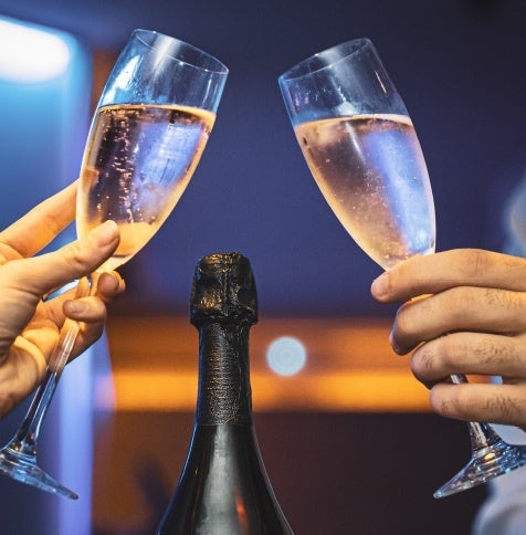 そろ谷のアニメっち×日清焼そばU.F.O. あのシュールなコラボCMが現実に！？「U.F.O.」 を車内で食べられる特別な新幹線が８月23日(土)に“ぶっ濃く”運行決定！