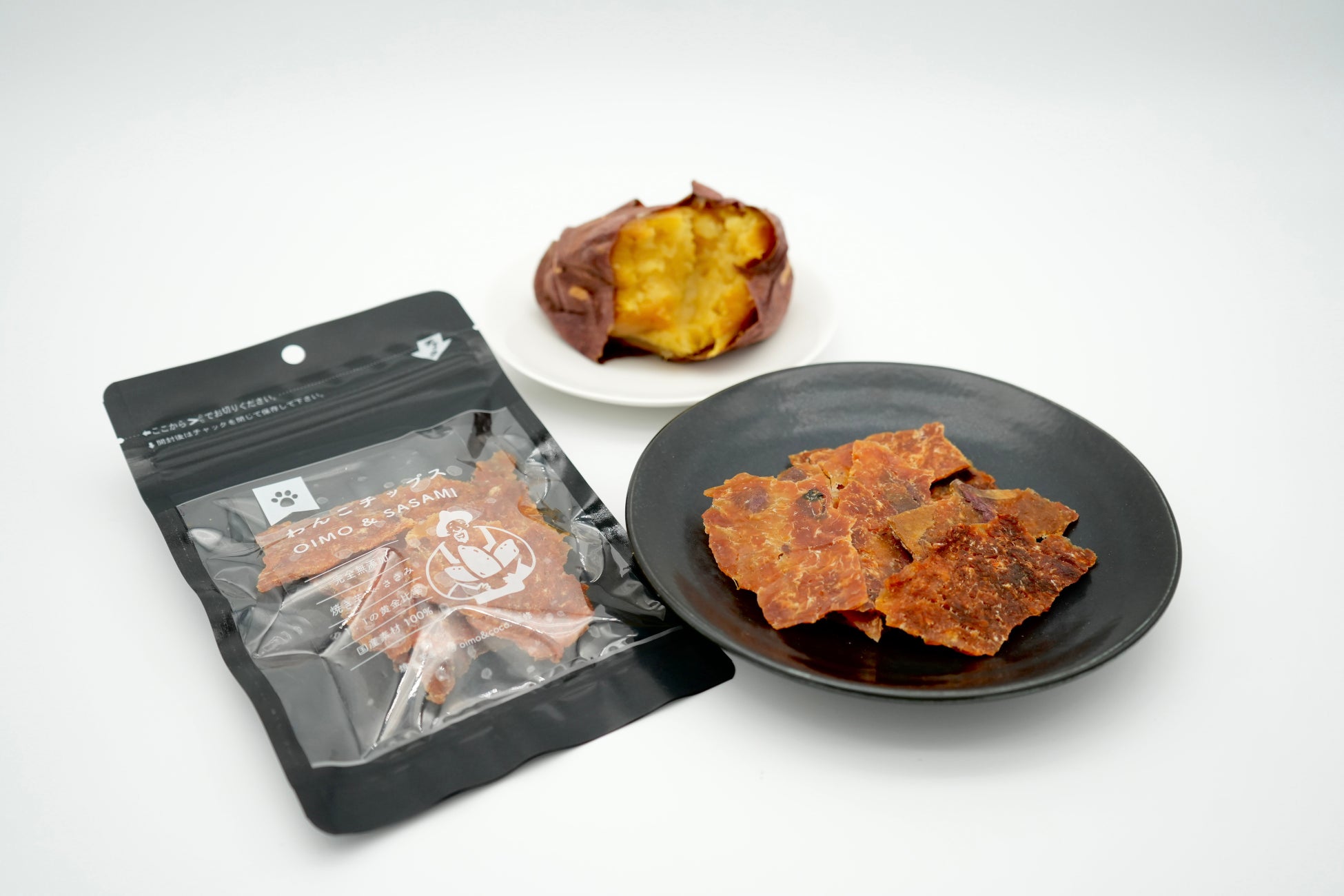 【タカノフルーツパーラー】シャインマスカットをはじめとした、ポップなぶどうたちがテーマのタカノフルーツティアラ。