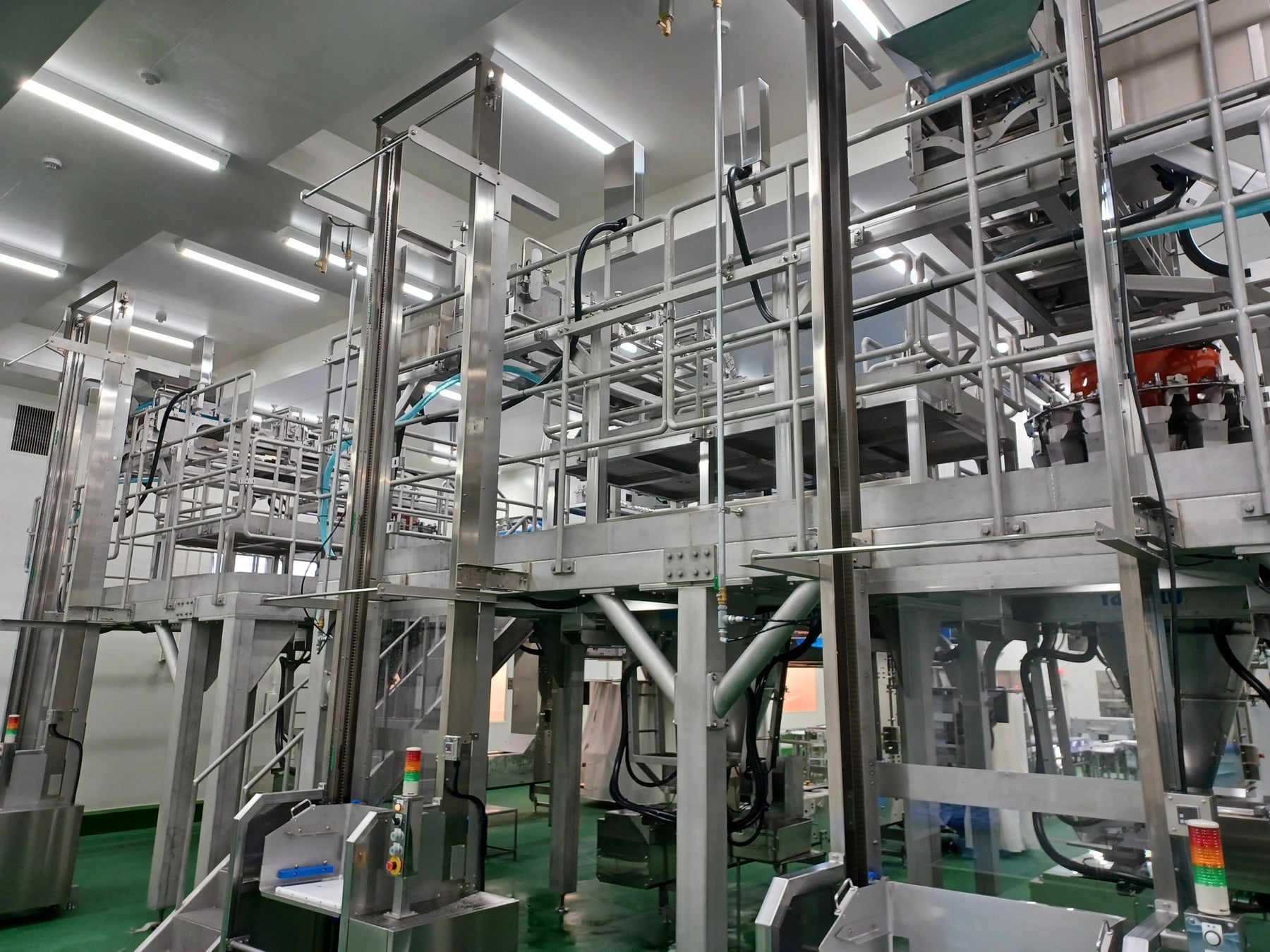 「ボニート町田店」待望のリニューアル！厳選ワインと旬の小皿料理で、“まちの夜”を彩る大人の空間