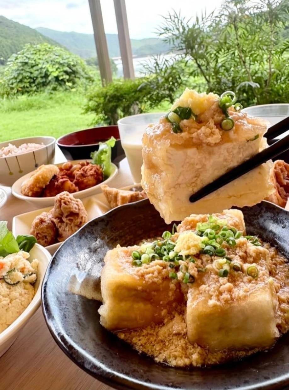 味の素株式会社と習い事スクスクが共同調査！939名のママに聞いた「夏休みの簡単おうちごはん」ランキングを発表