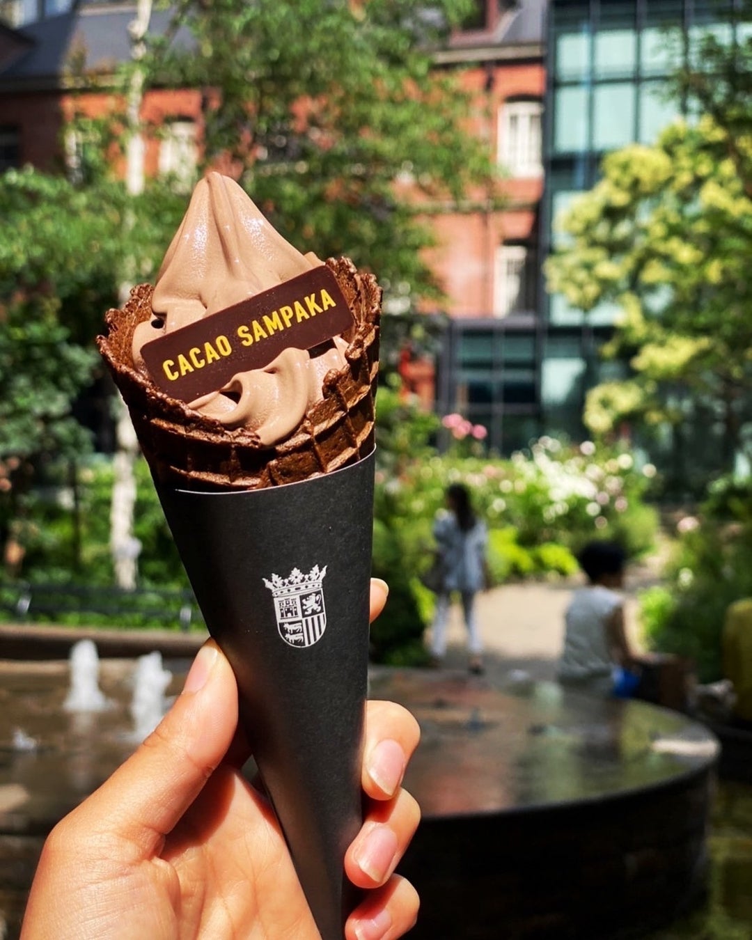 世界各国のワイン飲み放題で人気！ワインビュッフェ「ESOLA」が2025年9月18日（木）フランチャイズ加盟説明会・試食会を開催