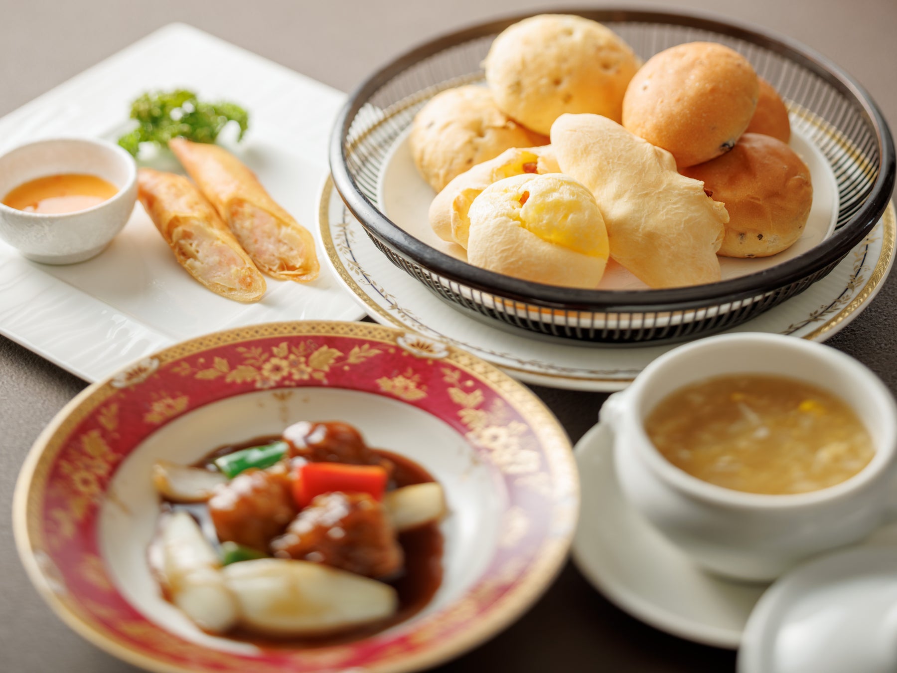 横浜の名店が贈る秋の味覚のお祭り！「秋の収穫祭」開催！　フランス料理「クイーン・アリス」で、特別なひとときを演出する新感覚コース