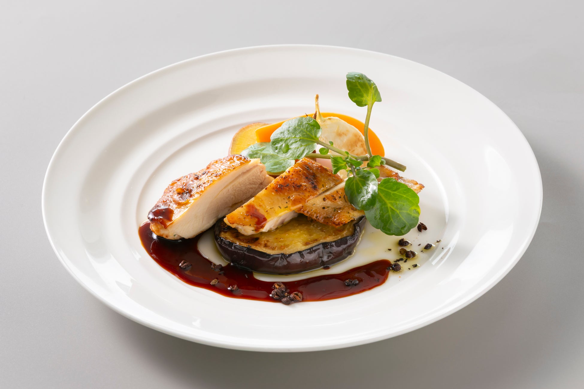 おかげさまで創業70周年！東京都にある飲食店の3割を支える総合食品卸のプレコフーズ