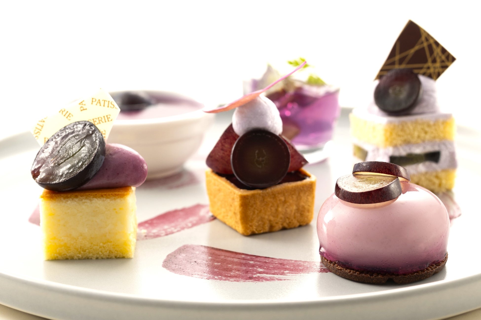 【札幌グランドホテル】9月は65歳以上が毎日お得！敬老の日プロモーション