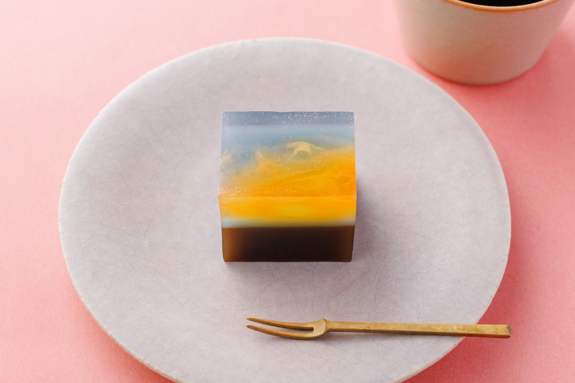 【ホテルニューグランド】秋の味覚が織りなす贅沢な味わいに心ときめく「モンブランパフェ」（コーヒーハウス ザ・カフェ）