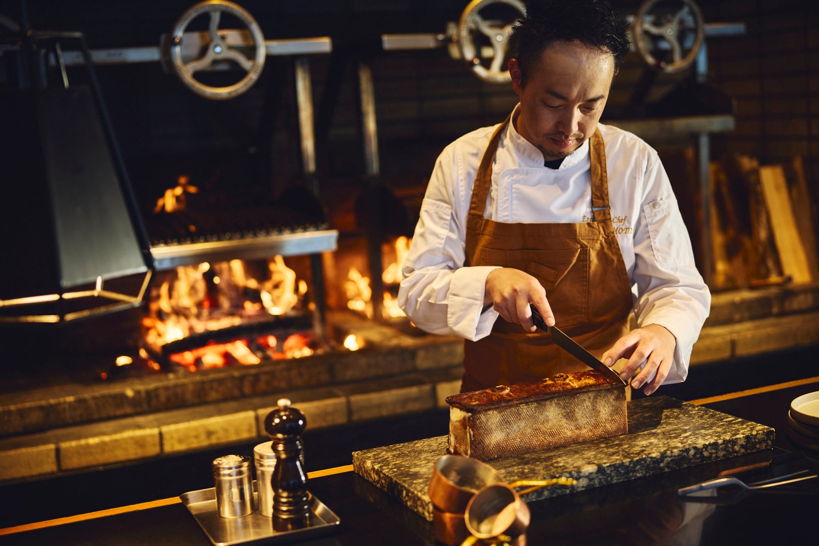 謎のダンステロリスト集団「O-MENZ」 「岩下の新生姜®」とのコラボレーションが本日スタート！「岩下の新生姜ミュージアム」（栃木県栃木市）での限定グッズ・コラボフード・館内展示を開始