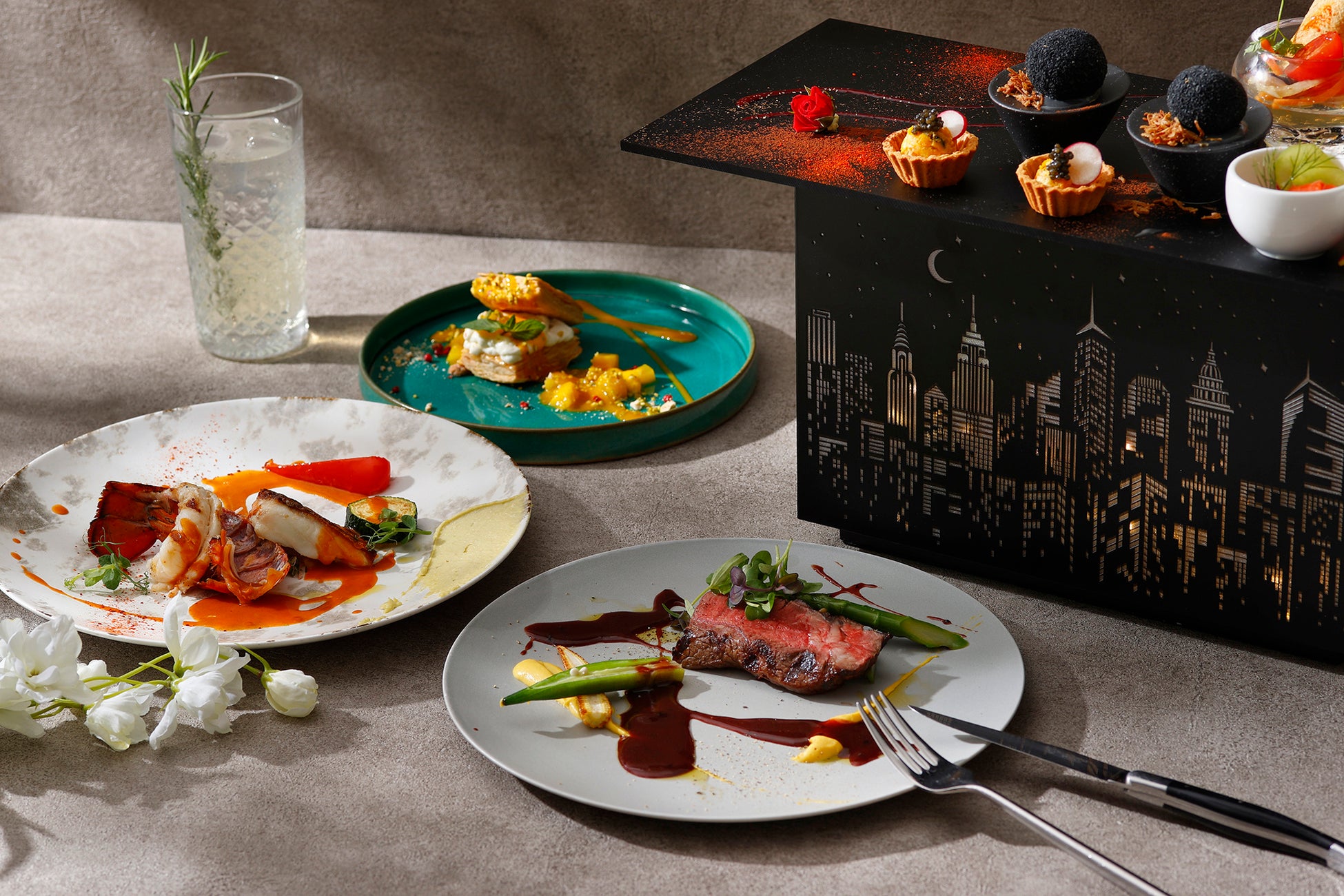 【しゃぶしゃぶ温野菜】敬老の日は、ありがとうを囲む“しゃぶしゃぶ時間” ～60歳以上のお客様は食べ放題が「平日半額 / 休日1,000円引き」～