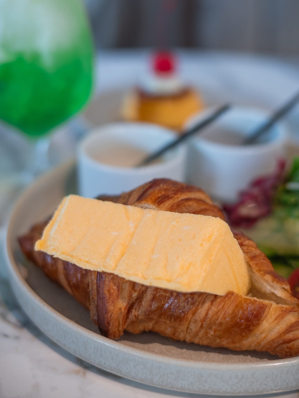 【ホテル ラ ヴィーニュ 白馬】秋限定、日本ワインを自由に飲み比べ—自分好みの一杯を見つける宿泊プラン開始