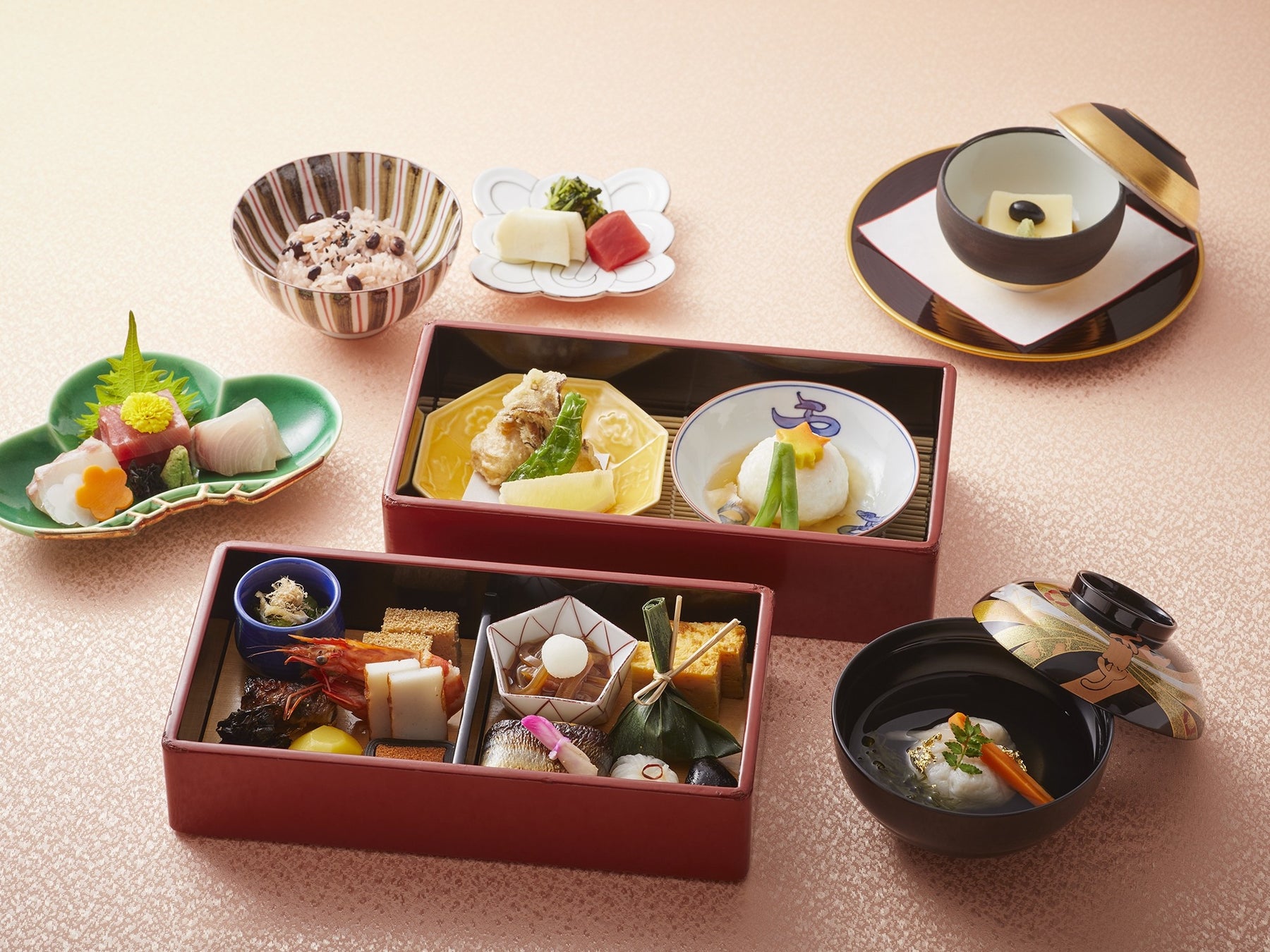 パティシエがマロンを引き立てる多彩な組み合わせを厳選、気分で楽しむ個性豊かなパフェ『MARRON DESSERT SELECTION〜マリアージュを感じて〜』