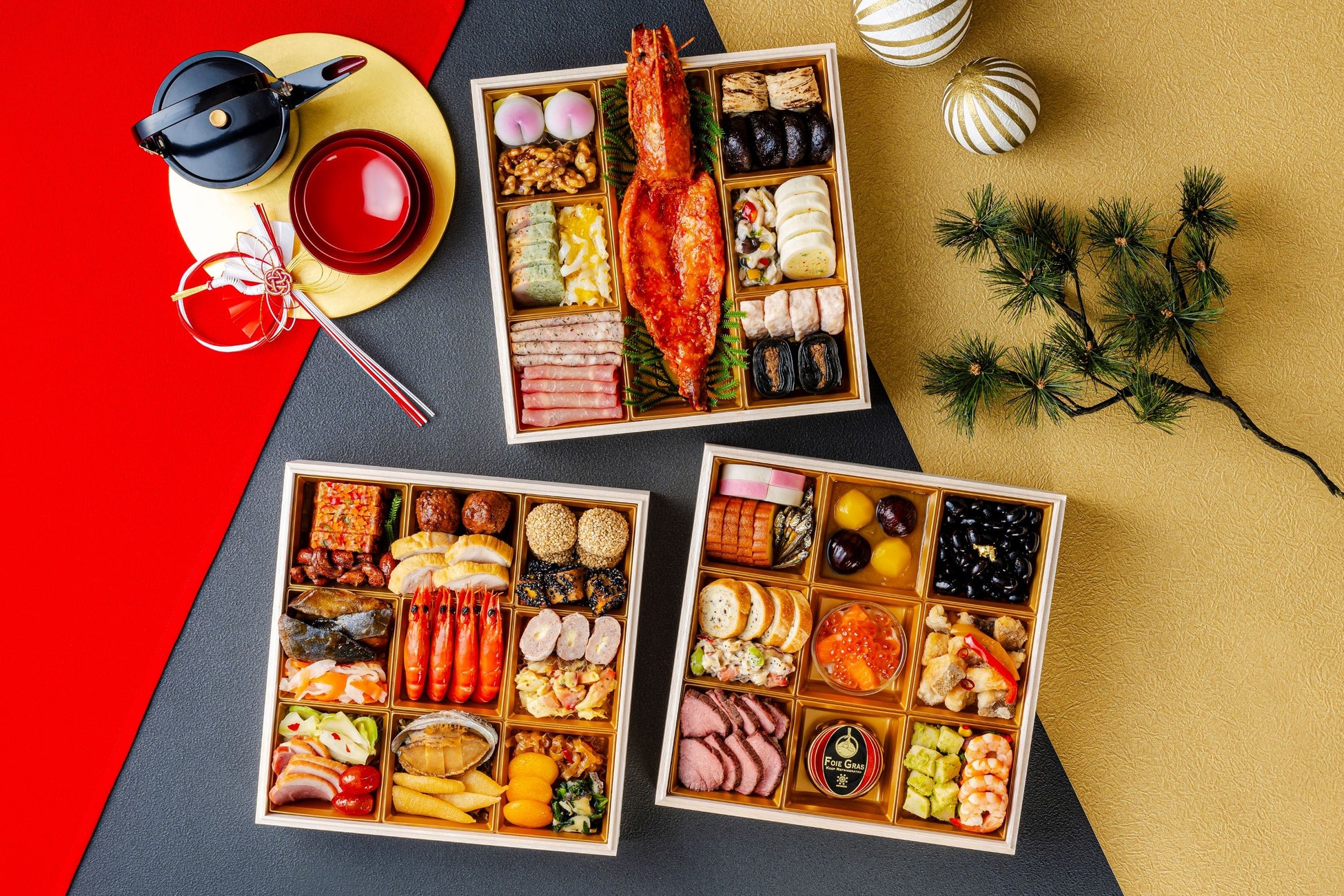 「スターライト オブ ラブ」をテーマにきらめく星や宇宙をイメージしたケーキやサンタをモチーフにした真っ赤なストロベリームースなど全10種のクリスマスケーキが登場「クリスマスケーキ&ブレッド」