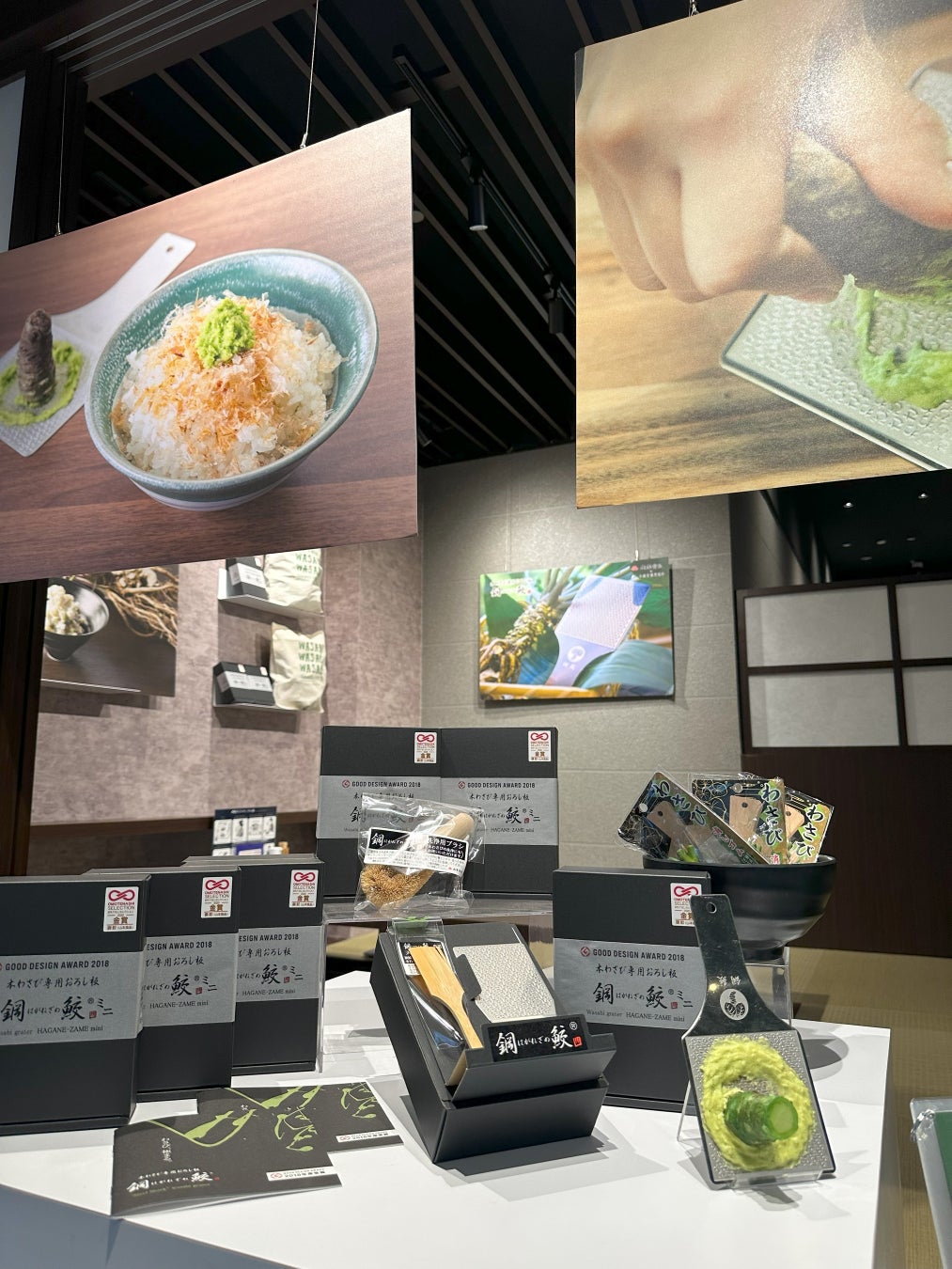 新しい旅がはじまる！プロント・エプロントにポケモンのスペシャルメニュー登場！オリジナルグッズや“旅気分”のポケモン装飾店舗も！この秋だけの特別な思い出をゲットしよう！