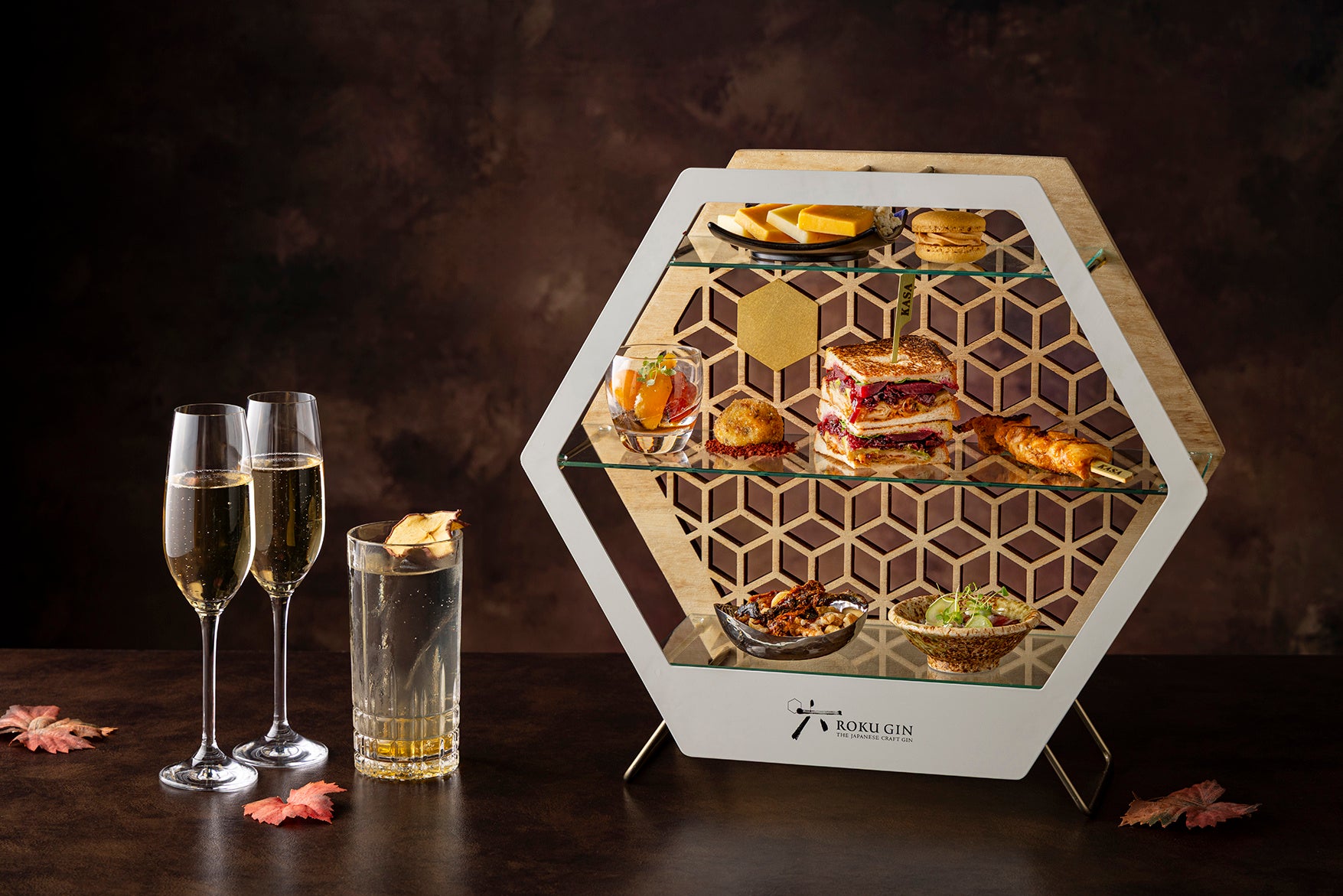 イモトアヤコさんがママ役として出演！割るだけクラフトボスカフェ WEB－CM 「ママの息抜きは、ミッションだ。」篇公開