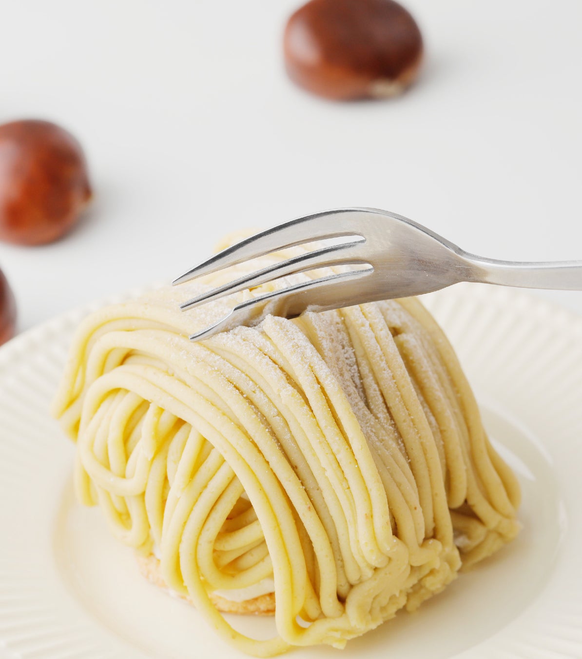 「ダノン ビオ® 脂肪燃焼ヨーグルトドリンク」が脂肪燃焼に加え、新たに「お腹の調子を整える」機能性表示を追加し、リニューアル発売