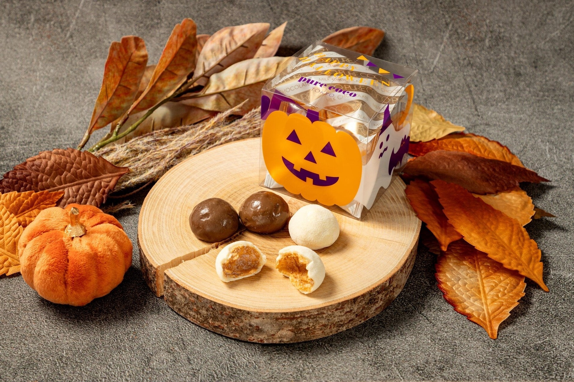 蓋をあけると満開の“食べられる花”。昨年好評だった「春迎えの花おせち」が今年も予約開始