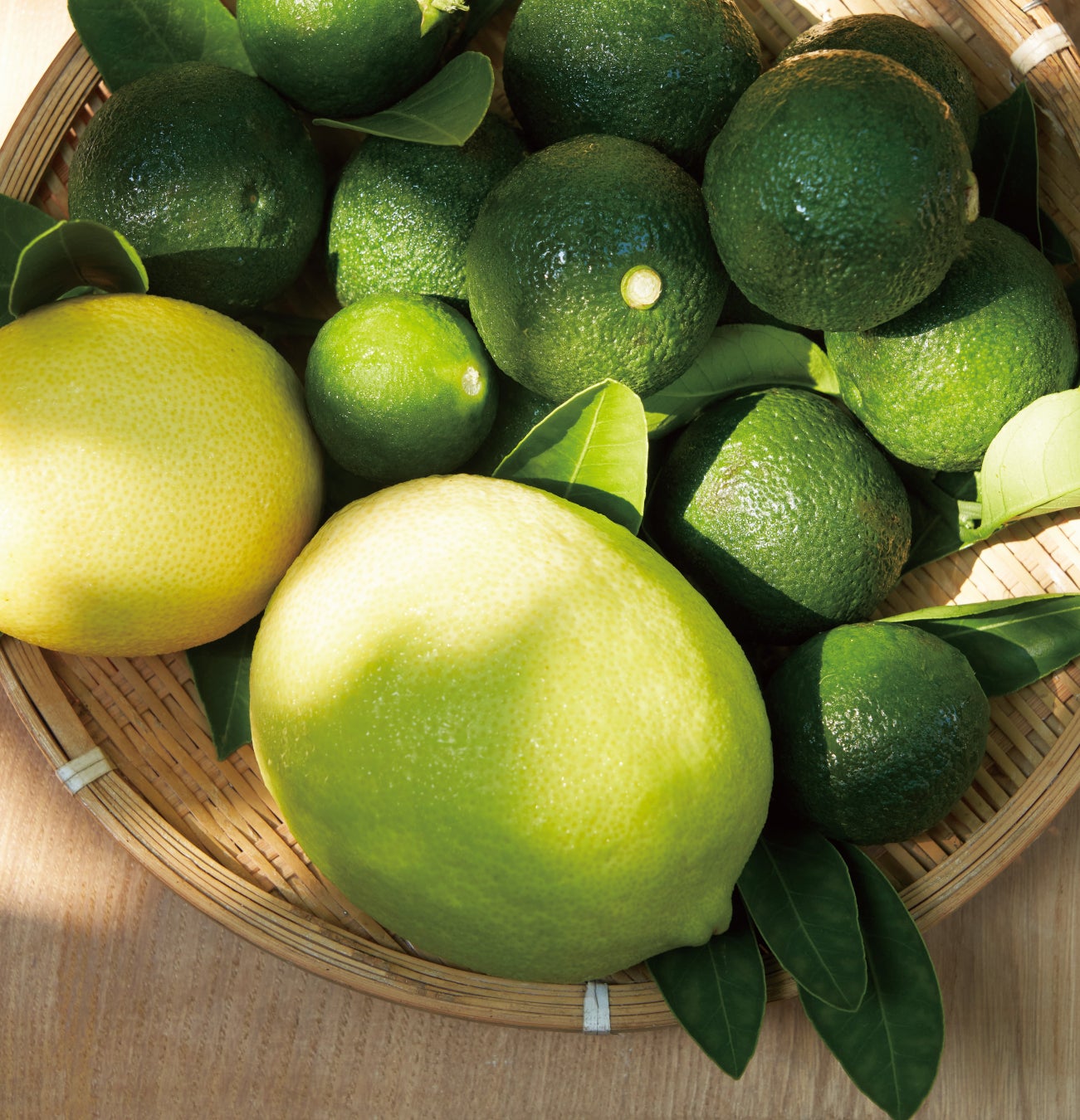 “神戸の美食文化をおせちに凝縮” — 総料理長監修「和洋おせち3種」9月1日より予約開始　全国配送可・10月31日まで早期割引特典