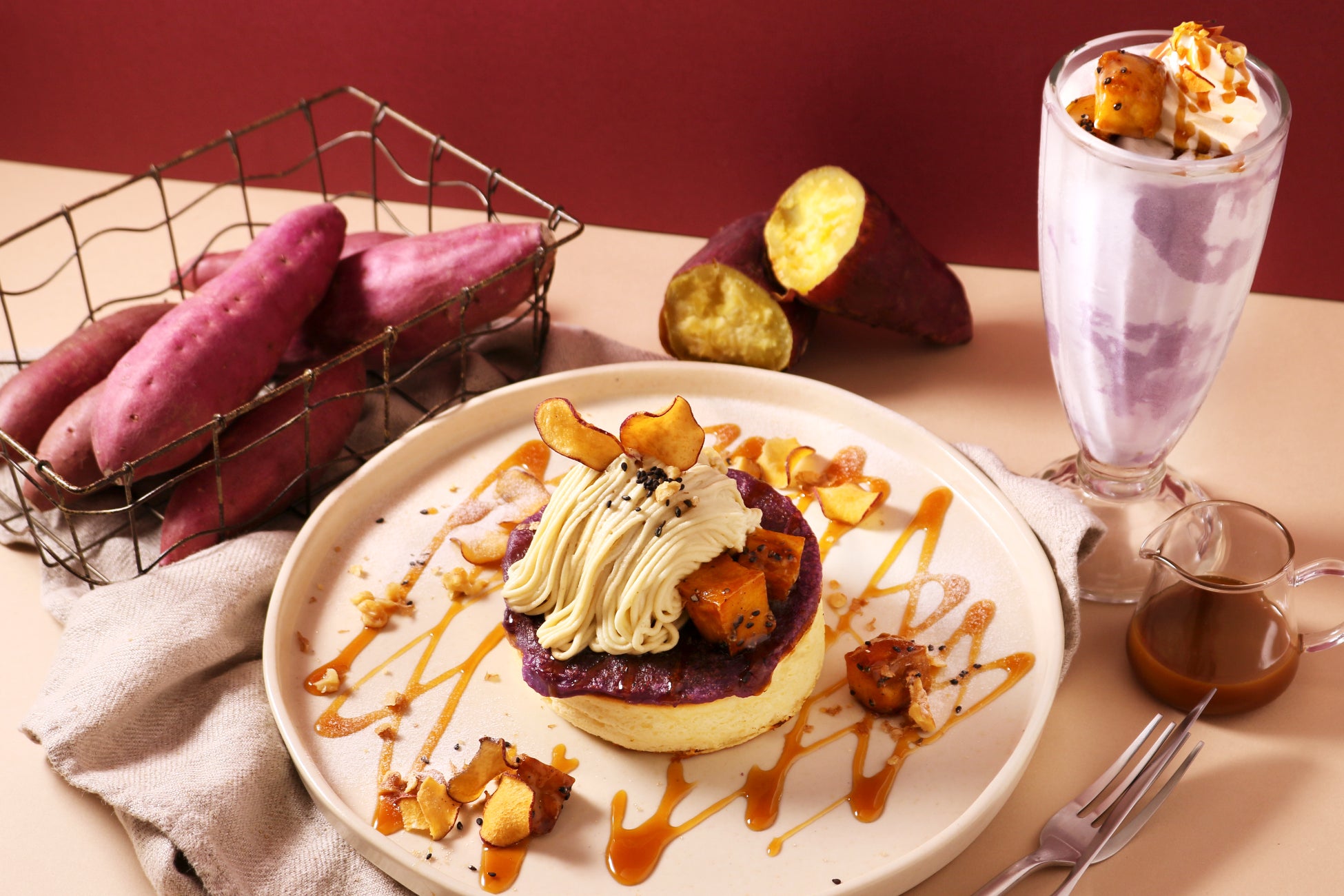 芋づくしの秋を味わう!「紅はるかと紫芋のブリュレパンケーキ」など、秋の限定メニューが横浜モアーズ3階 “MARFA CAFE”から、10/1(水)より新登場!
