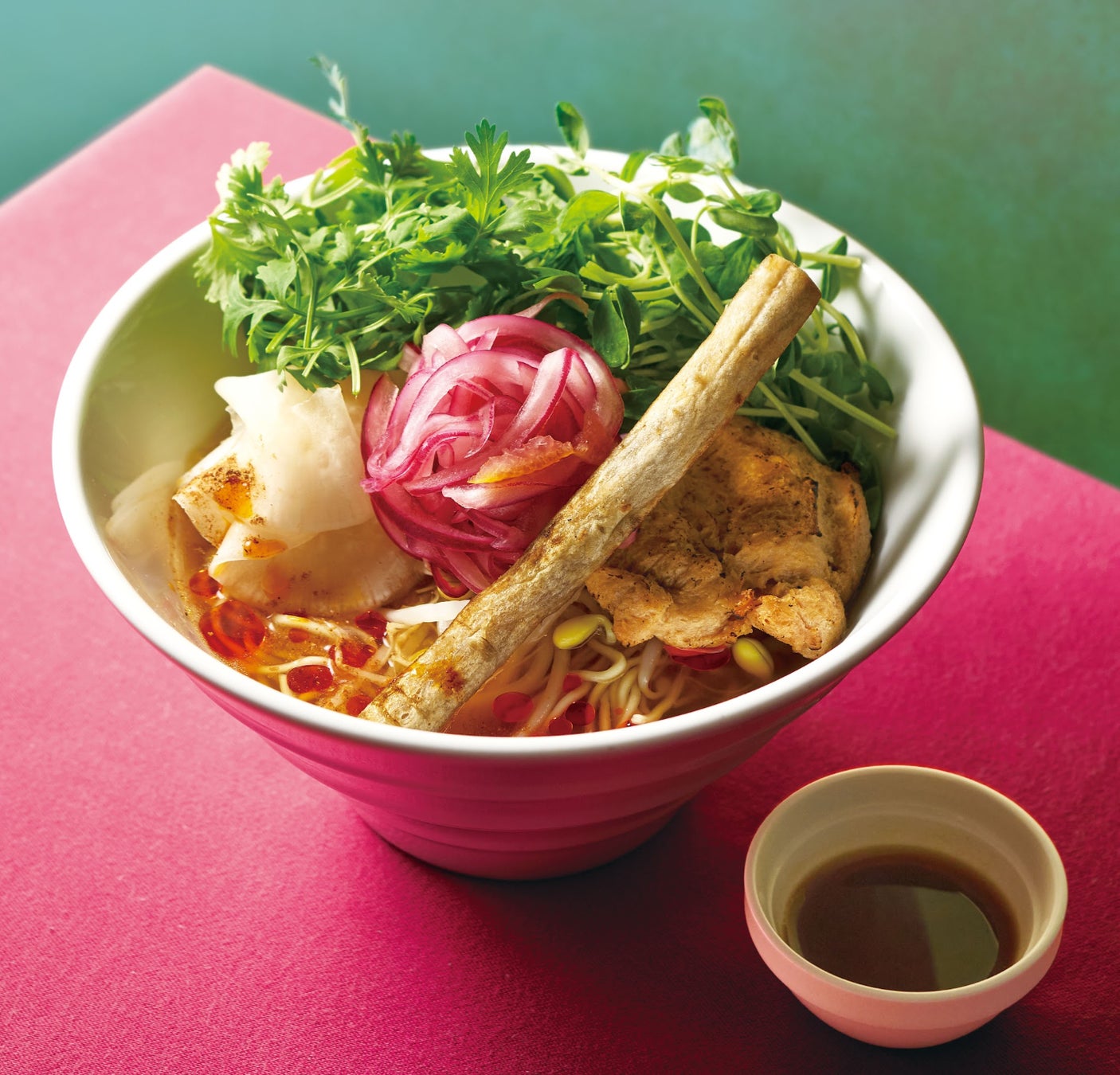 タリーズがお届けする、秋限定メニュー「もちもちみたらし団子ラテ」「もちもちみたらし団子シェイク」他を10月3日(金)より発売