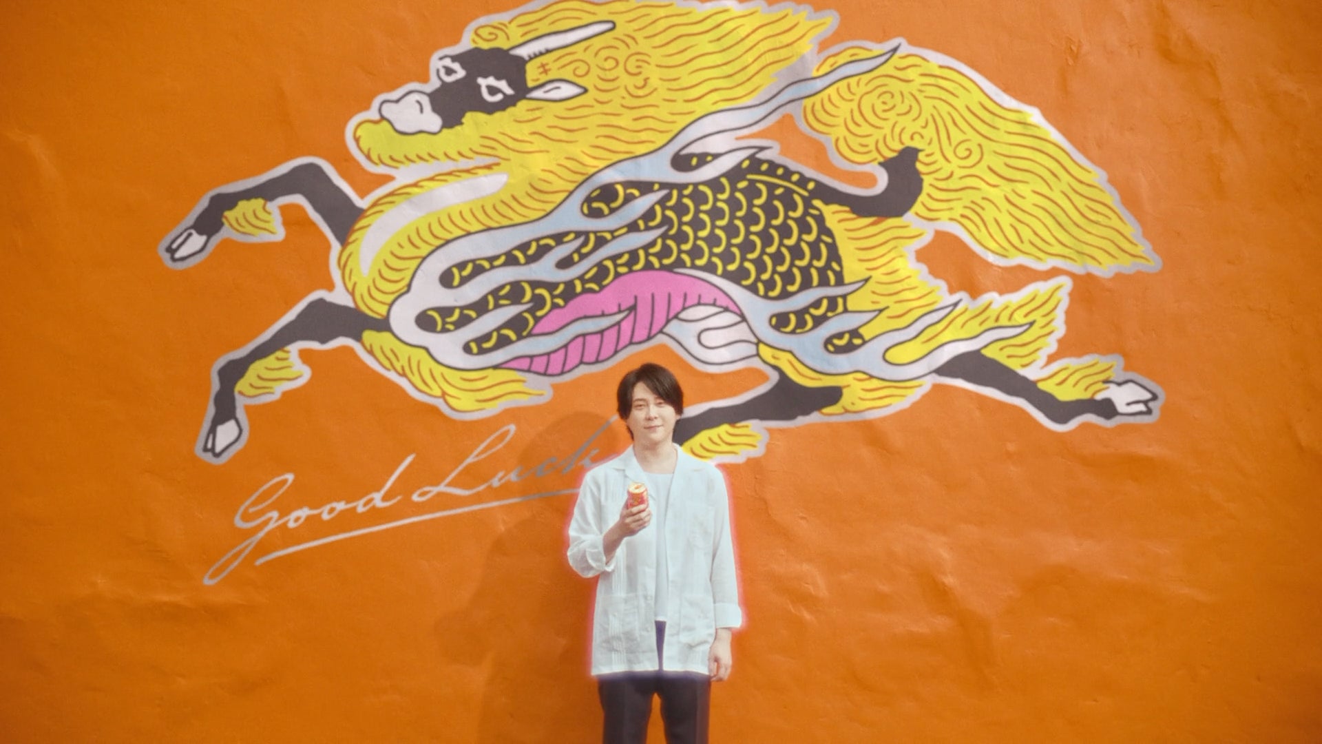 ＜丸亀製麺には、すべての店に麺職人がいる。＞ 日々、技と感性を研ぎ澄ます麺職人※1たちが毎日粉から打つ 打ち立て・生の「最高の一杯」でお客さまに感動体験を