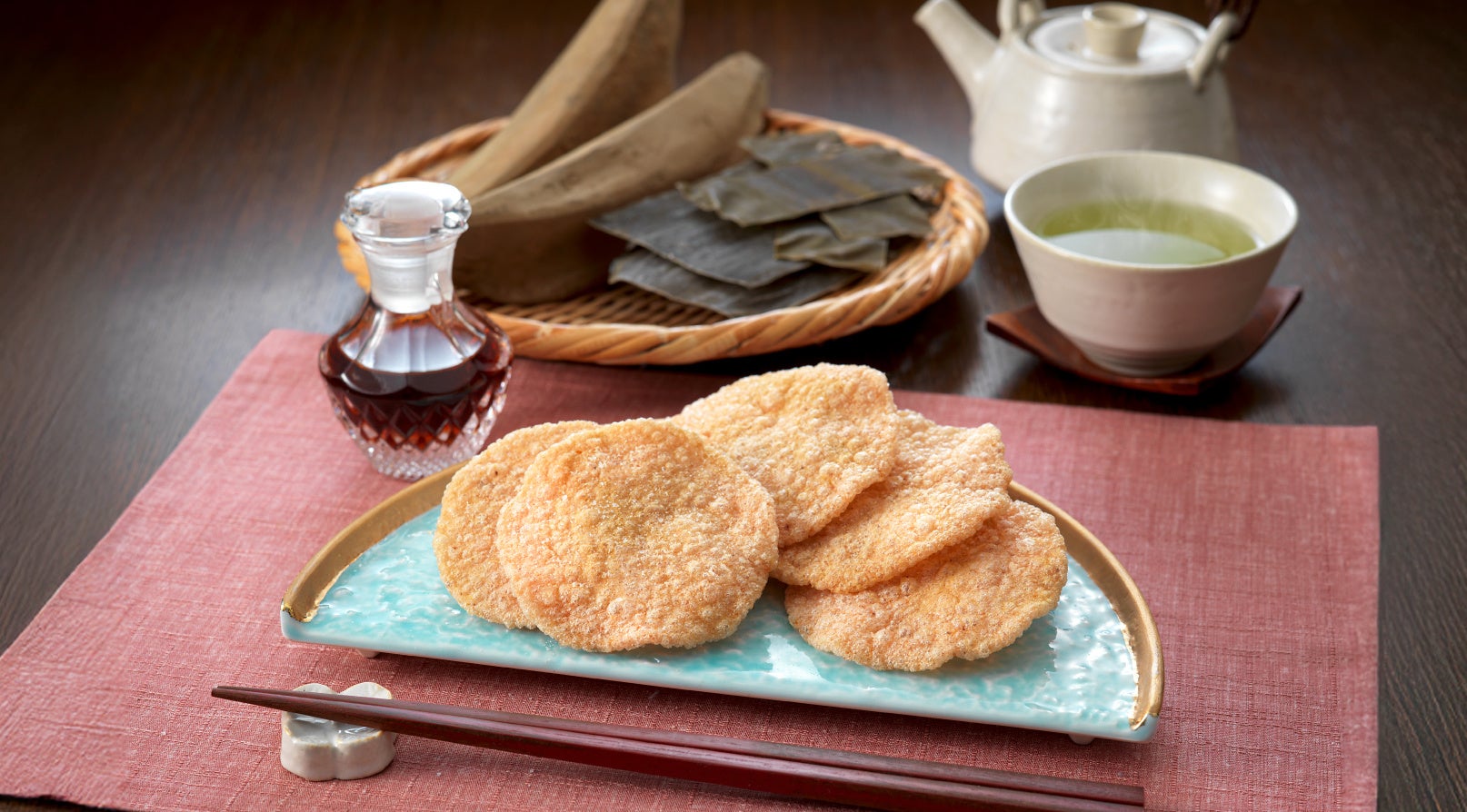 セバスチャン・ブイエの2025年クリスマスケーキ、10月1日より予約開始!伊勢丹新宿限定品も登場。