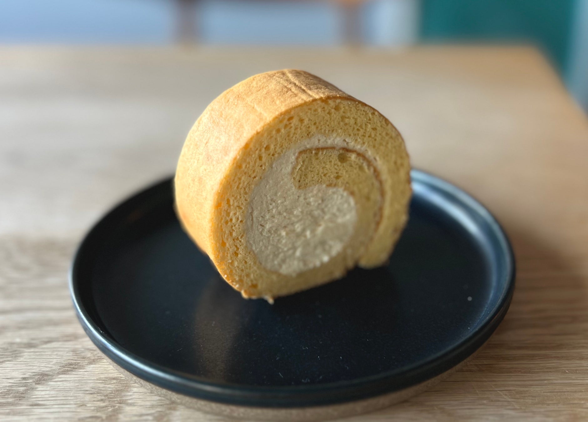 【期間限定】「PRESS BUTTER SAND」× 「ArtSticker」“五感で味わうお菓子体験”プロジェクト。第2弾はアーティスト・島田萌とのコラボ商品「ピスタチオチェリー」