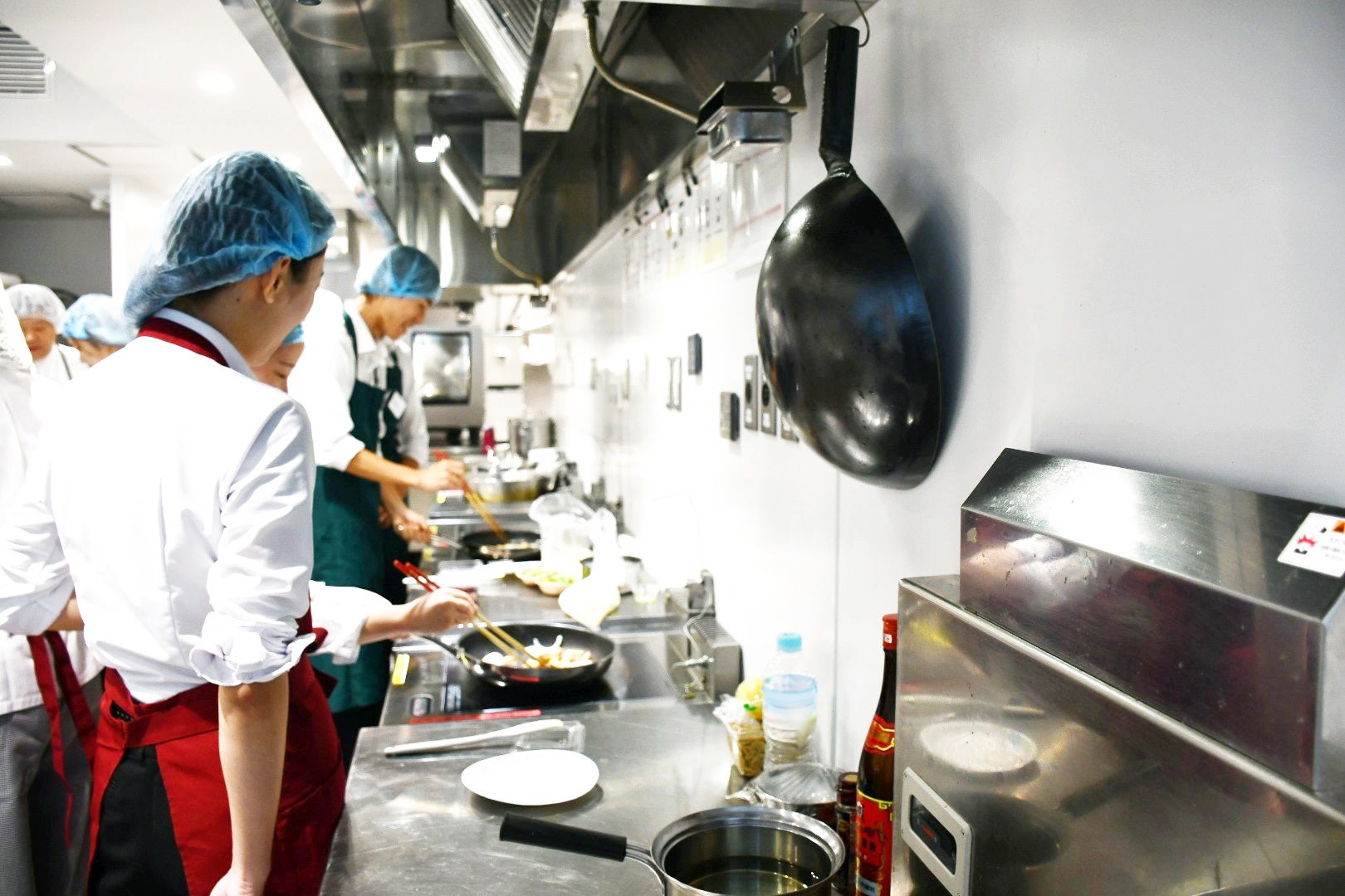 10万人が集う下北沢の秋の風物詩　「下北沢カレーフェスティバル2025」に協賛