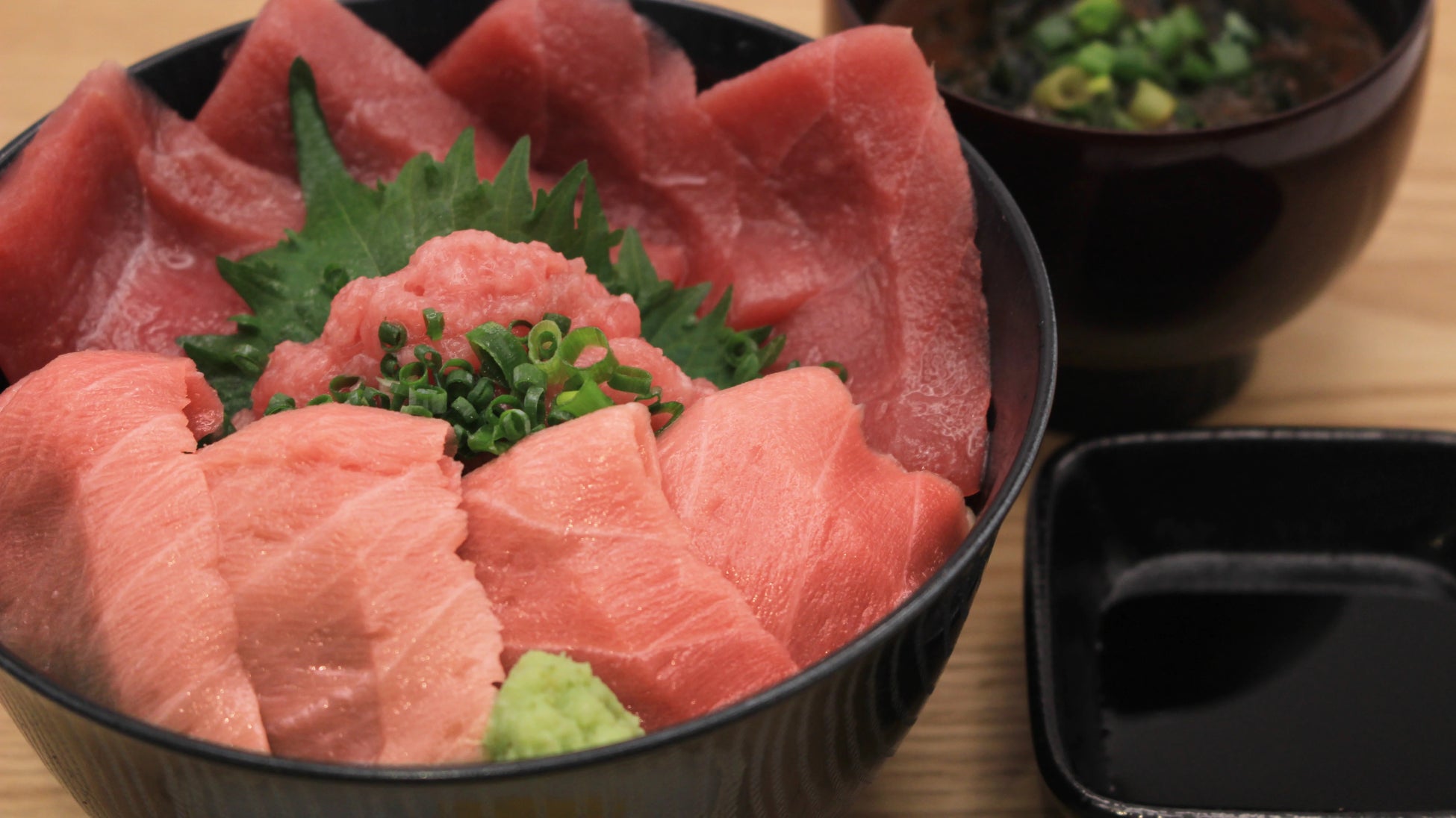 10月3日(金)発売 SHOGUN BURGER町田店に限定バーガーが新登場！ 学割キャンペーンも始動