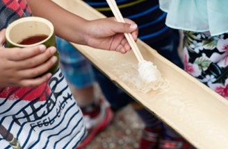 【早割特典あり!】グルテンフリー&プラントベースの「卵・乳・小麦を使わない 濃厚いちごソースのおいしいケーキ」2025年クリスマスケーキ予約受付開始!