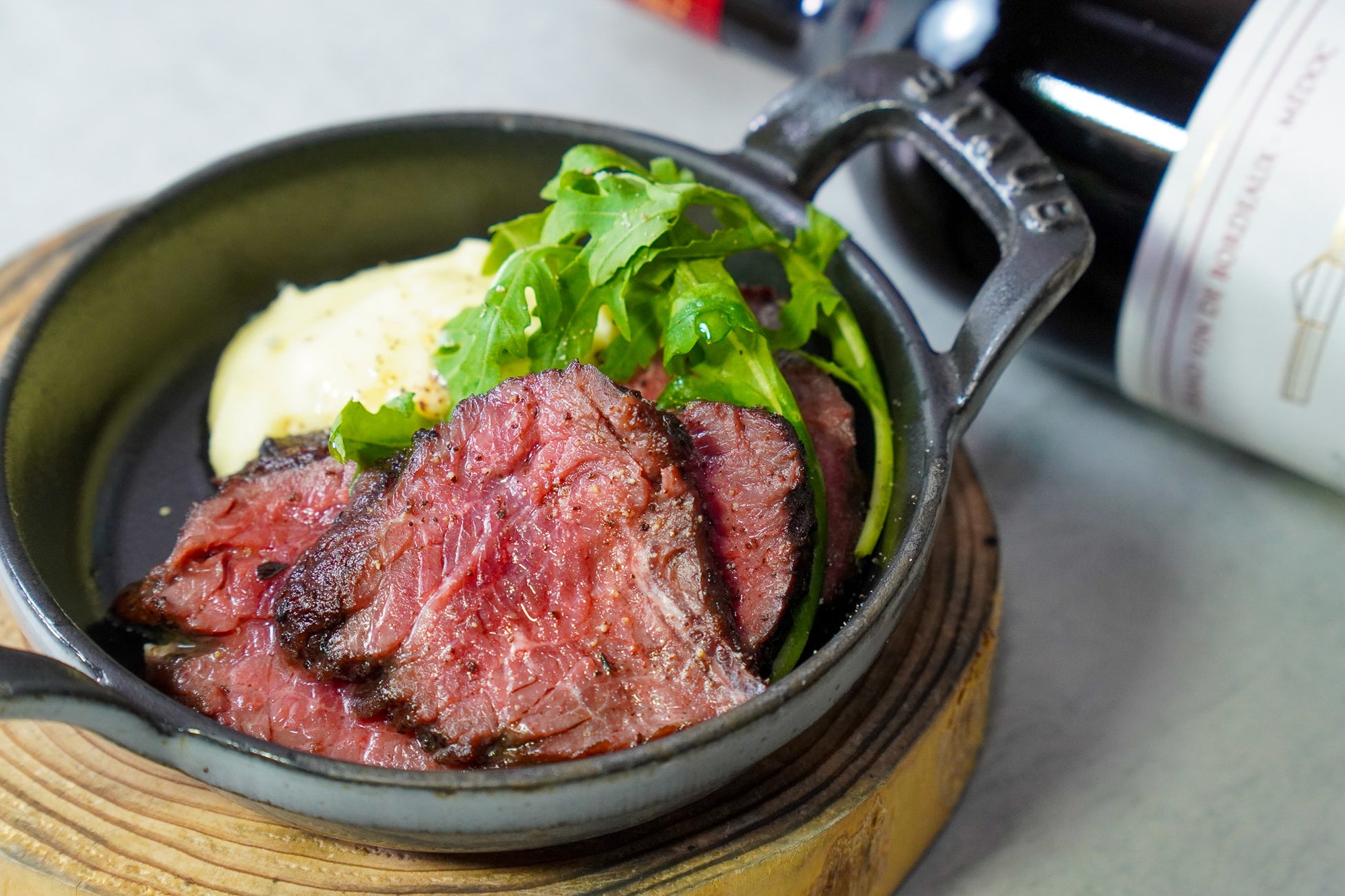 【阪神梅田本店】全国各地のおいしいものが集まる「うまいもんみっけ」が1階に移転・拡大オープン！