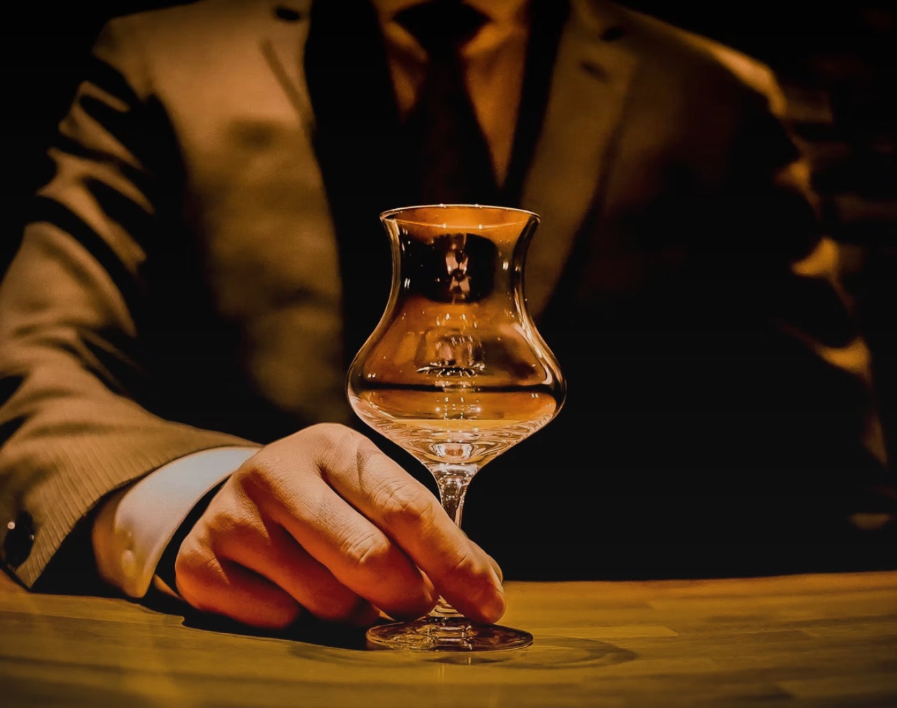 【靴磨き×BAR】靴磨きとカクテルで、大人の特別な夜を。ロイヤルマイルが提案する新感覚イベント！