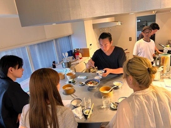 B.LEAGUE 千葉ジェッツ所属 富樫勇樹選手監修“ばかうけ”再販決定!10月6日より通販受注開始、10月11日より千葉ジェッツ試合会場・栗山米菓直売店で販売