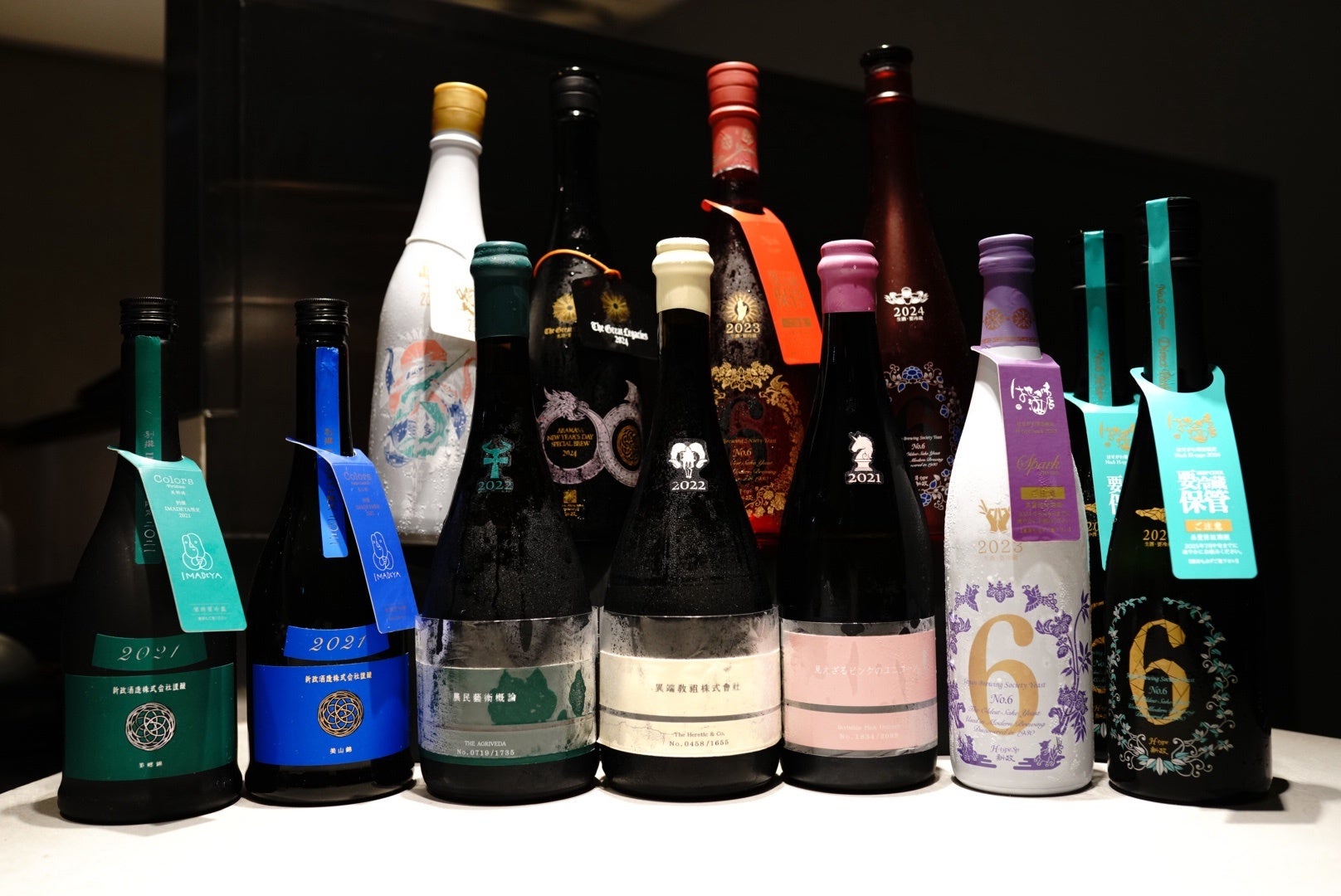 【新発売】ワインだけじゃもったいない。オールデイ、オールシーンに寄り添うショートステムグラス『UTO(ウト)』