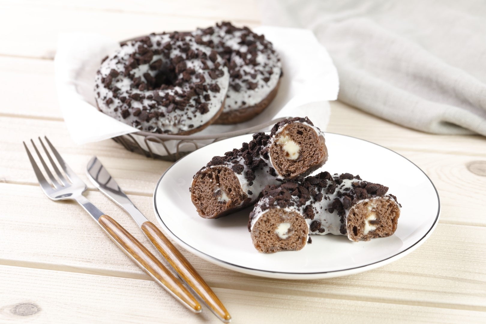 【秋限定】人気投票で選ばれた“食べたい味”がついに商品化！人気の「リッチミルクサンド」「あさぎり生パンケーキサンド」から〈モンブラン〉〈蜜芋〉フレーバーが新登場！