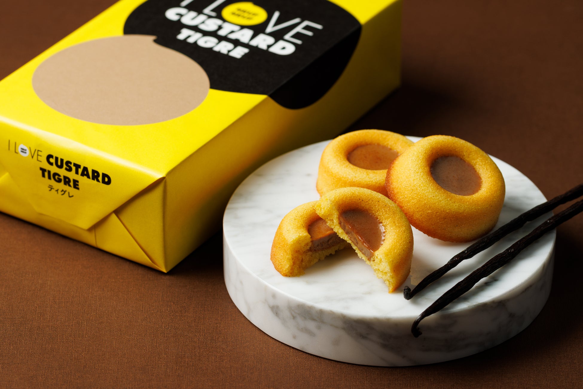 【ホテル長楽館】2025年のクリスマスケーキ3種を10月10日(金)より予約受付開始