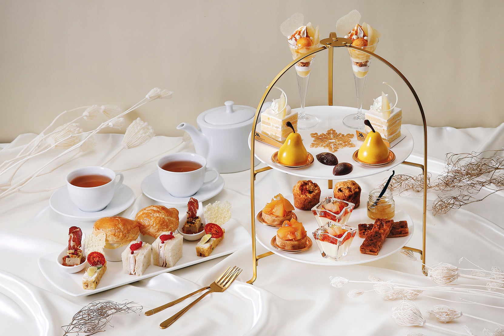 【リーガロイヤルホテル京都】フレンチダイニング トップ オブ キョウト『森の京都~トゥルネ~』『森の京都~エトワール~』 販売