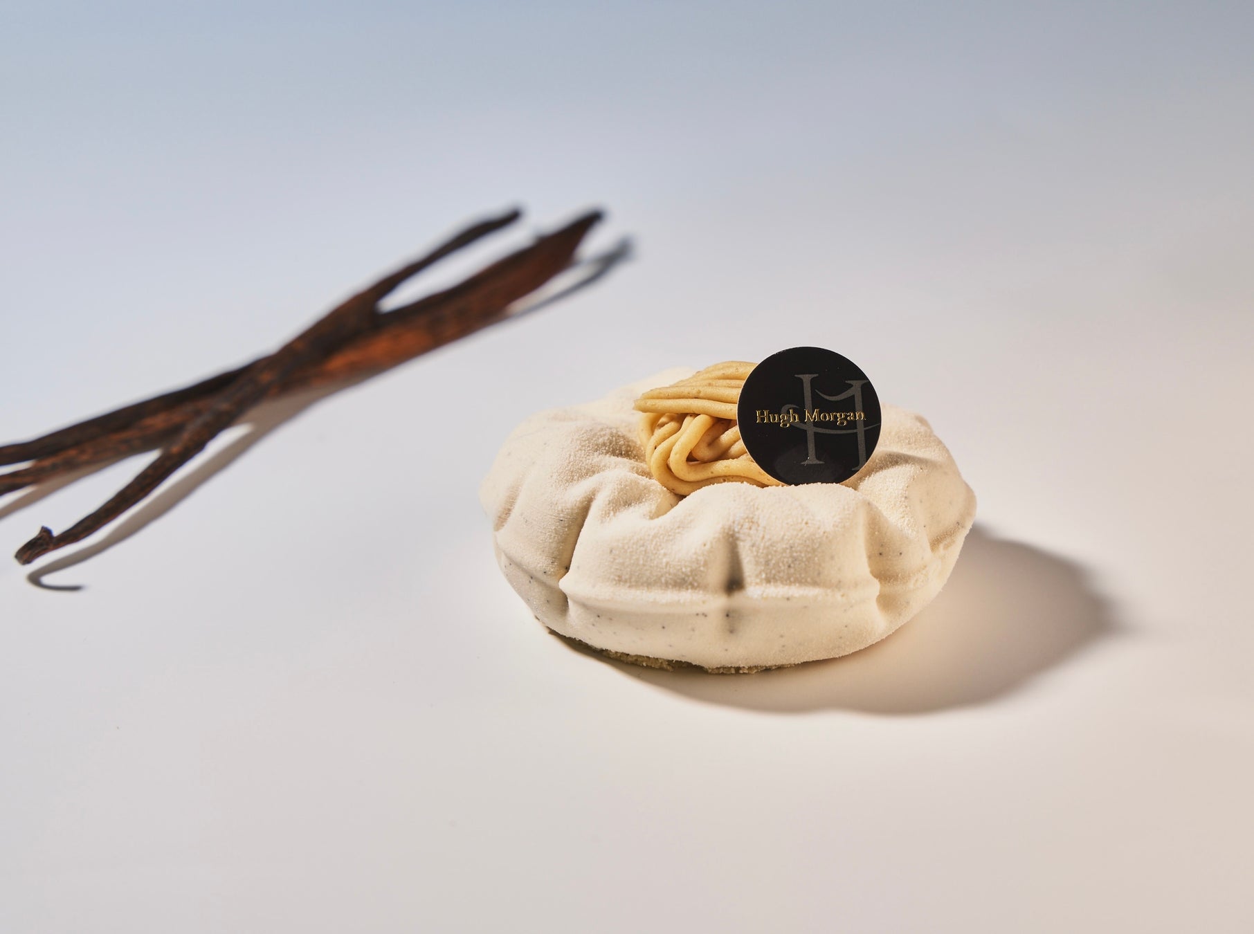 #素晴らしい過去になろう 新シリーズ「リサイクルの日」に向け動画公開 稲垣さん、草彅さん、香取さん「はずして、はがして、外でも戻してくれたあなたに、ありがとう」と、ペットボトルのきれいな分別を発信