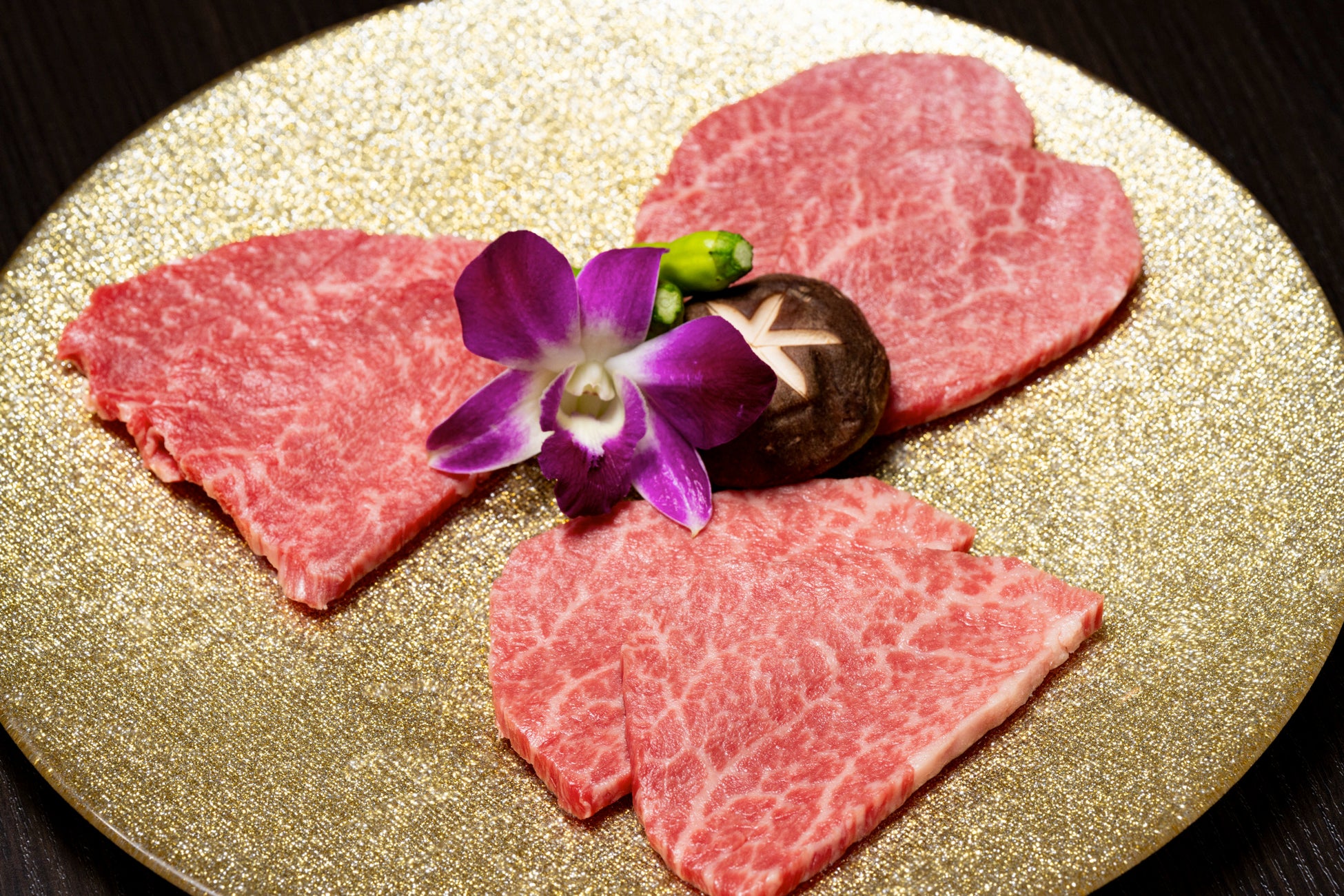 「CO₂を食べる自販機とCO₂リサイクル」「ウィルキンソン タンサン ラベルレス エコマルチパック」2025年度グッドデザイン賞受賞