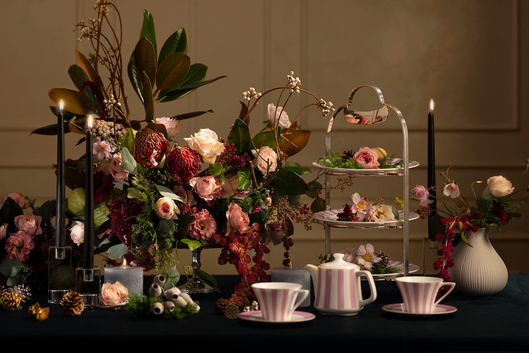 開業1周年記念「アニバーサリーダブルスマッシュチーズバーガー」登場