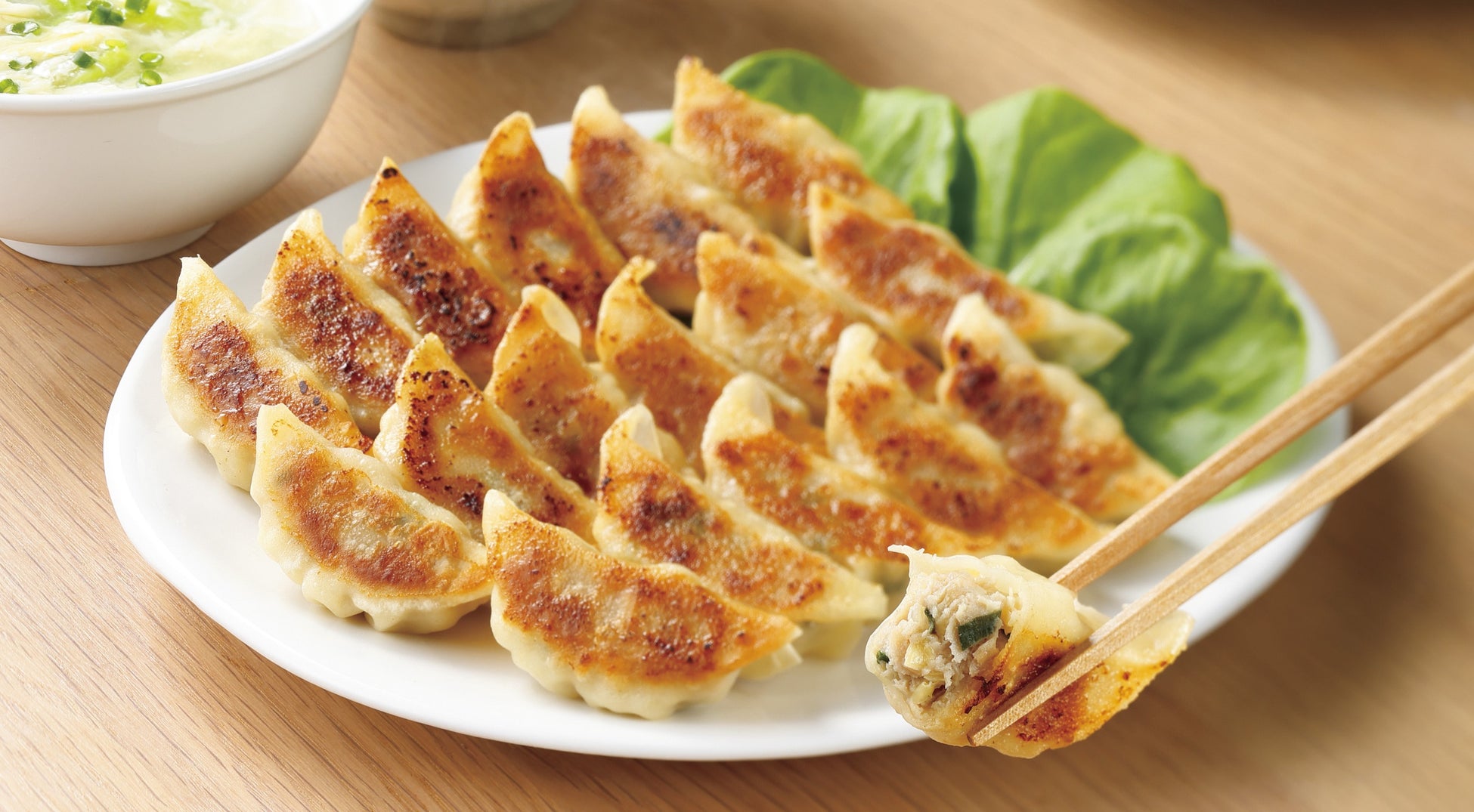 【高校生が考案した“京都府の食”をテーマとした新商品がついに発売！】京都府×京都すばる高校×湖池屋　10ヶ月にわたる授業から誕生した逸品「京都カラムーチョ しば漬けタルタル」