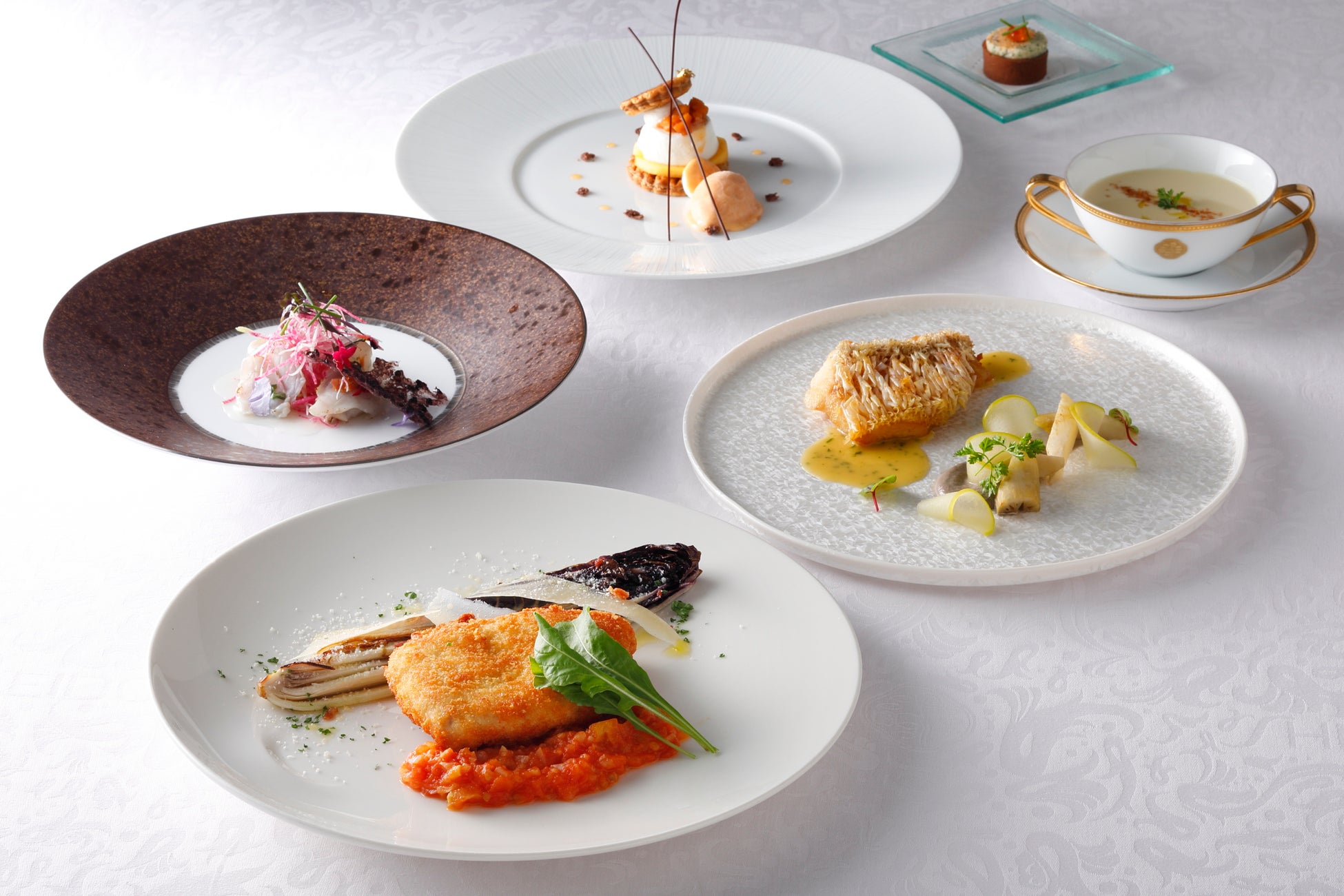 兵庫県垂水市に「出張カキ小屋」参上! 10月24日〜 MEGAドン・キホーテ神戸学園都市店 駐車場特設会場で期間限定開催!《 宮城県産殻付き牡蠣が一盛り880円!! 》