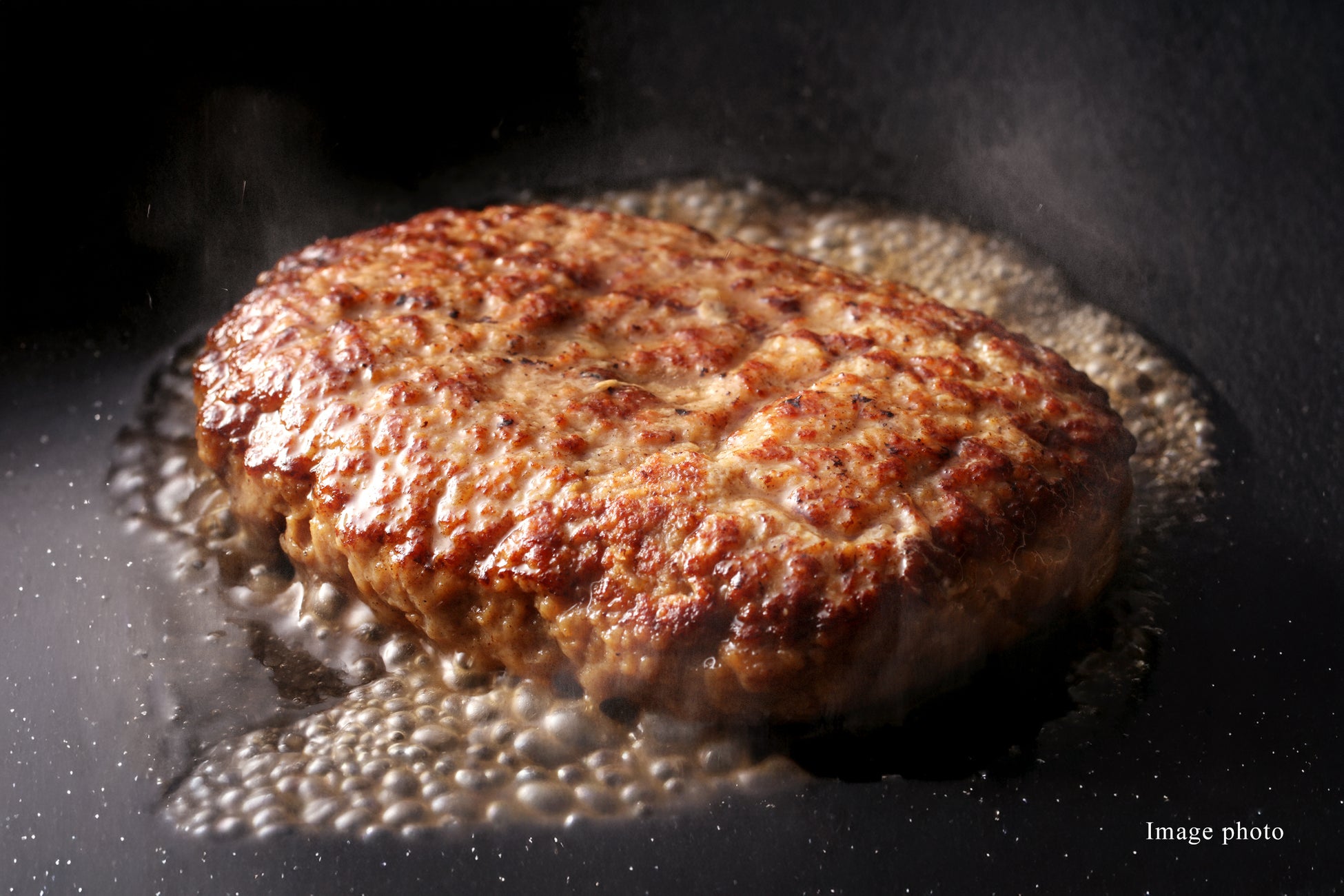 「藤城清治101歳展 生きている喜びをともに」コラボカプチーノが登場!