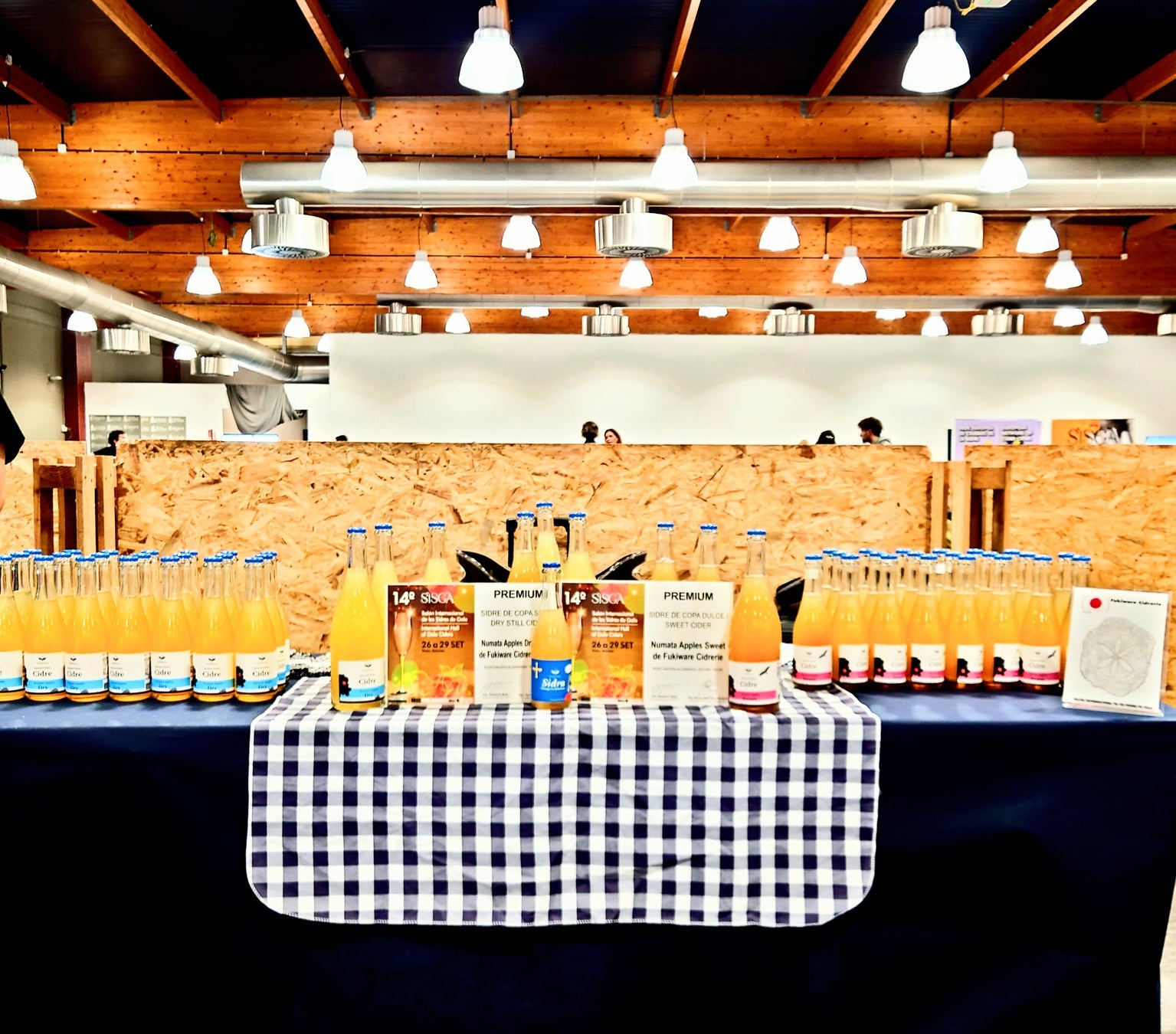 【お芋わらびもち】「とろり天使のわらびもち」×「覚王山吉芋」×「愛知商業高等学校」の夢のコラボ!!~吉芋のお芋を使った贅沢わらびもち~