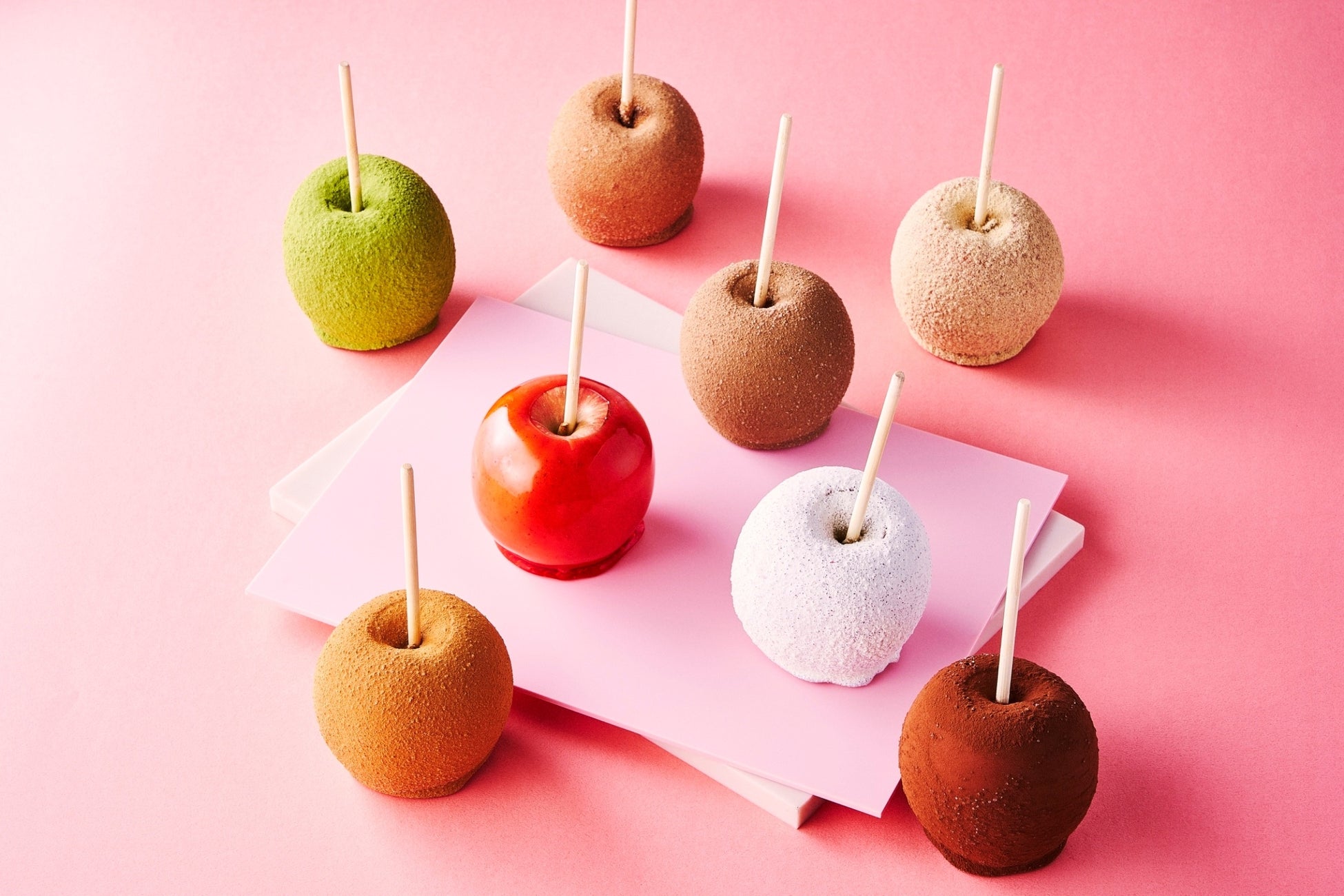 四川料理の名店・小菜一碟（シャオツァイイーディエ）の汁なし担々麵が発売されました。