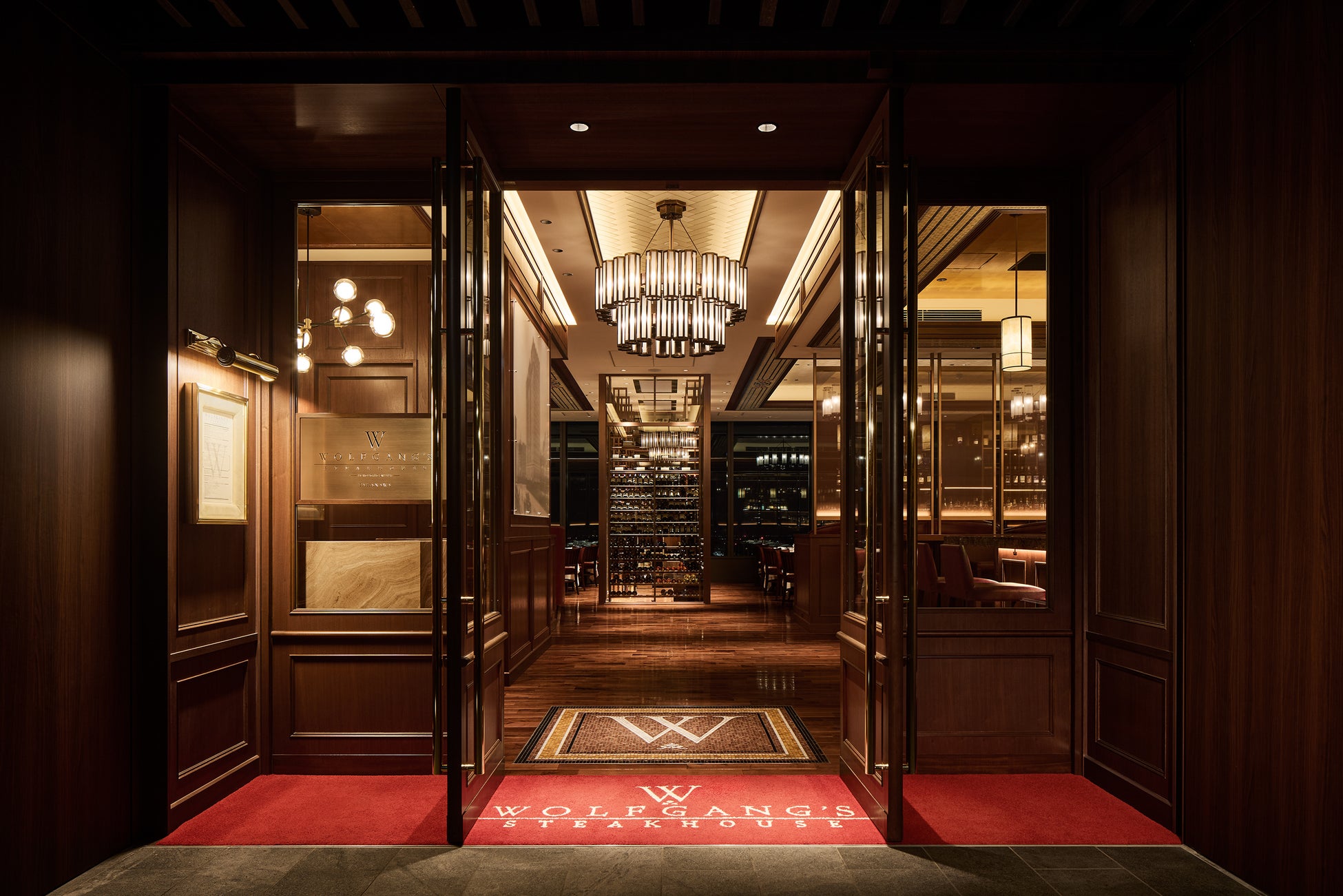 【都ホテル 尼崎】心ときめく冬のご褒美「クリスマスアフタヌーンティー」を販売　オリジナルの木箱を開けるとクリスマスの世界