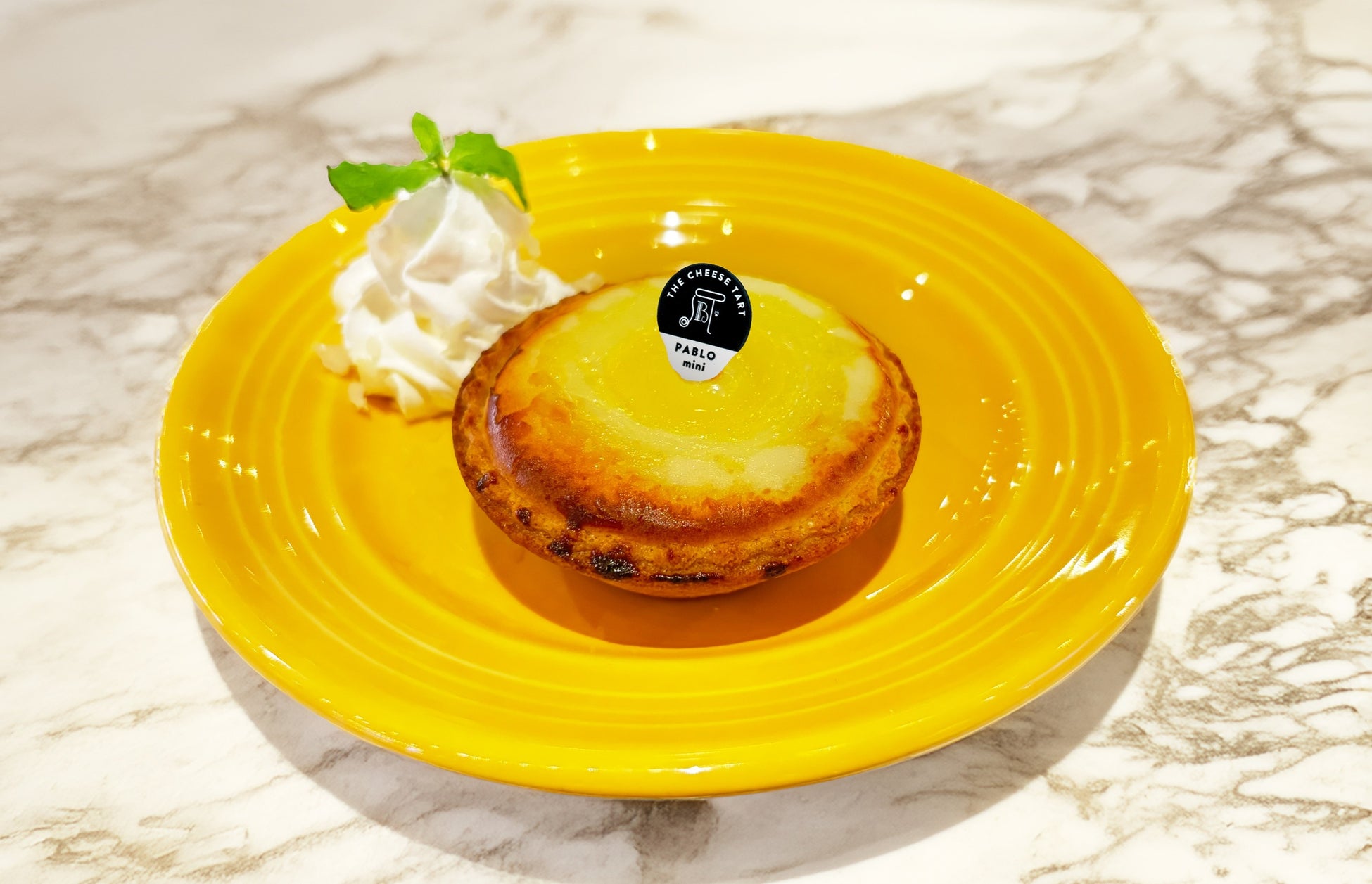 【上映記念】ゾンビランドサガ×岩崎本舗の角煮まんじゅう 特別コラボ商品を期間限定で販売中!!