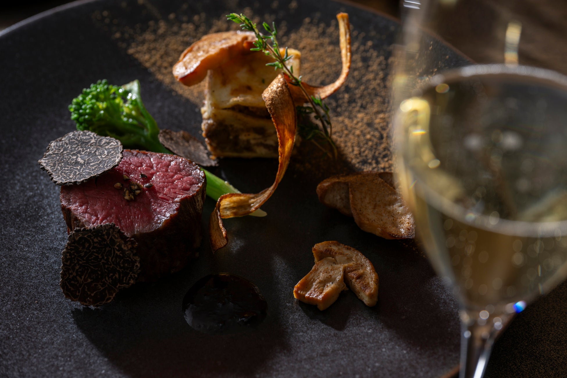 【札幌グランドホテル】クリスマス期間限定のスペシャルアフタヌーンティーセット　販売開始：2025年11月15日（土）より