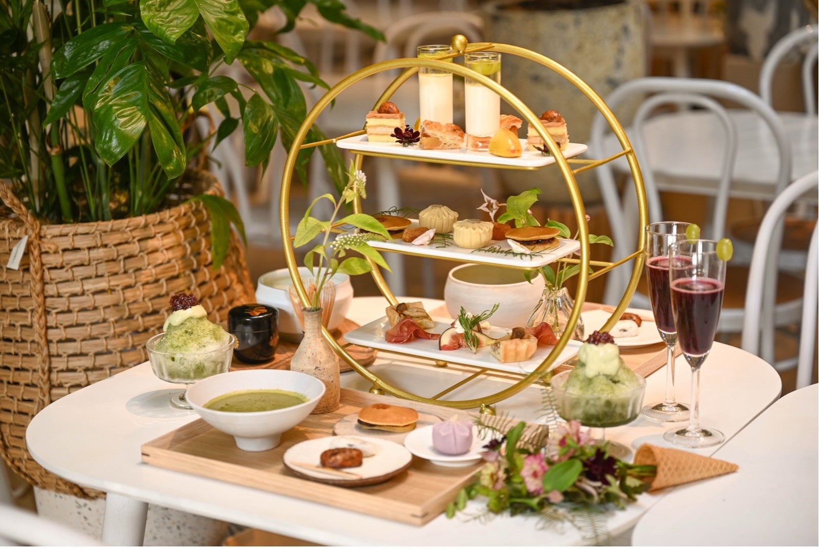 大阪・天王寺のお花屋さんが運営するカフェ「SPOONBILL」老舗和菓子店「福田屋」とコラボし、秋限定の和風アフタヌーンティーが新登場！2025年10月中旬より期間限定で提供開始