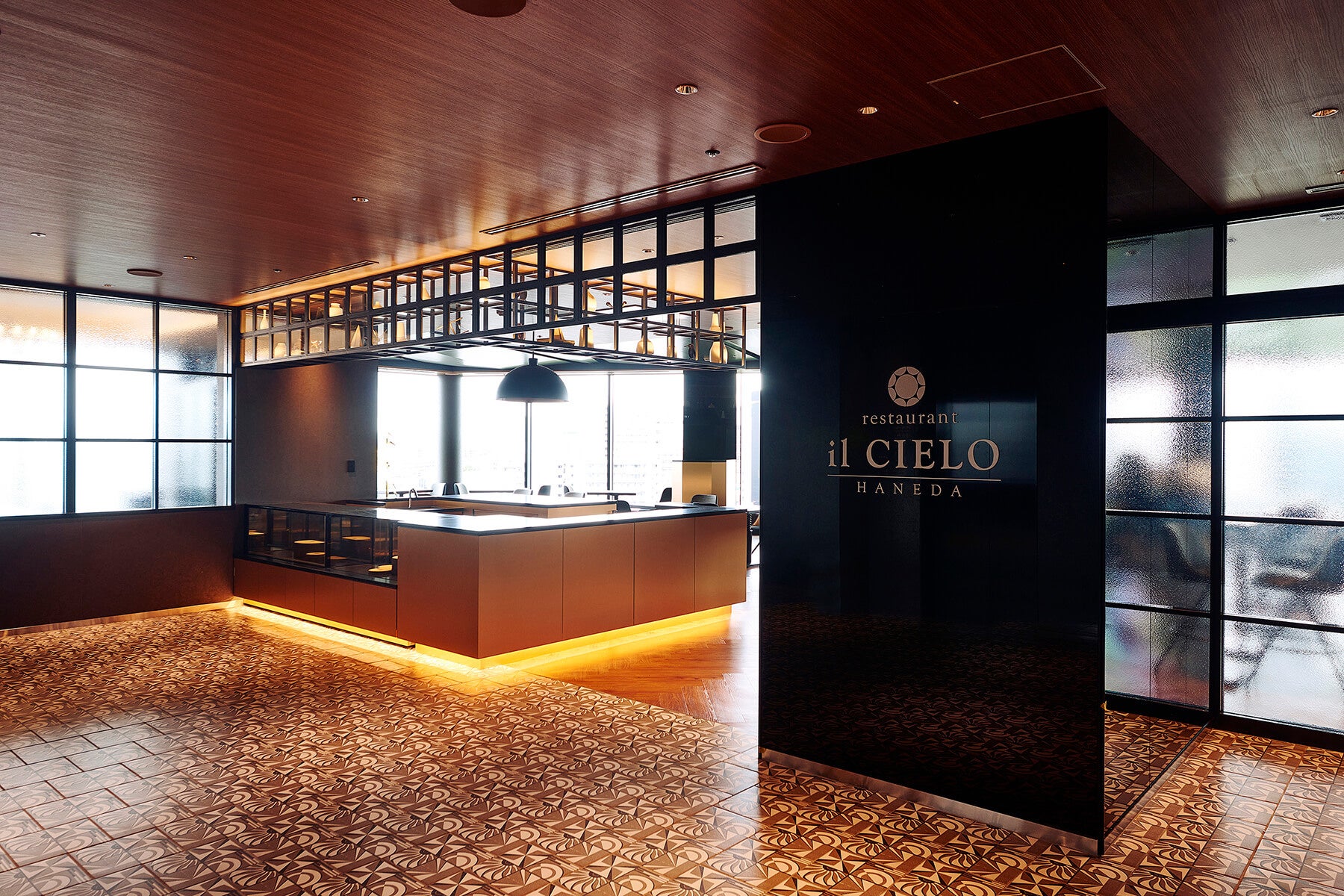 大阪・天王寺のお花屋さんが運営するカフェ「SPOONBILL」老舗和菓子店「福田屋」とコラボし、秋限定の和風アフタヌーンティーが新登場!2025年10月中旬より期間限定で提供開始