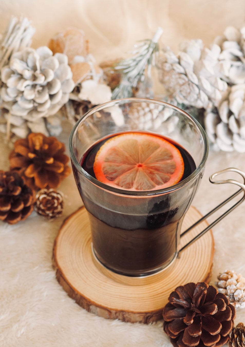 毎日の仕事、勉強、勝負時にサッと手軽にエナジーチャージ。“凄さみなぎる、エナジーグミ”『凄GUMI(スゴグミ)』が、10月27日(月)より全国のファミリーマートで販売スタート。