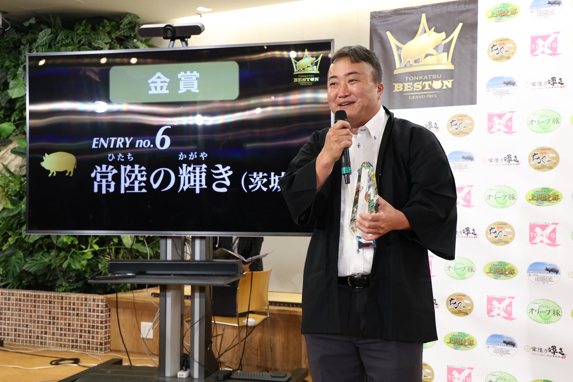 “この冬の新定番スイーツ”が登場!マンハッタンロールアイスクリーム『ロールクレープ』発売|名古屋大須・岡崎で同時スタート